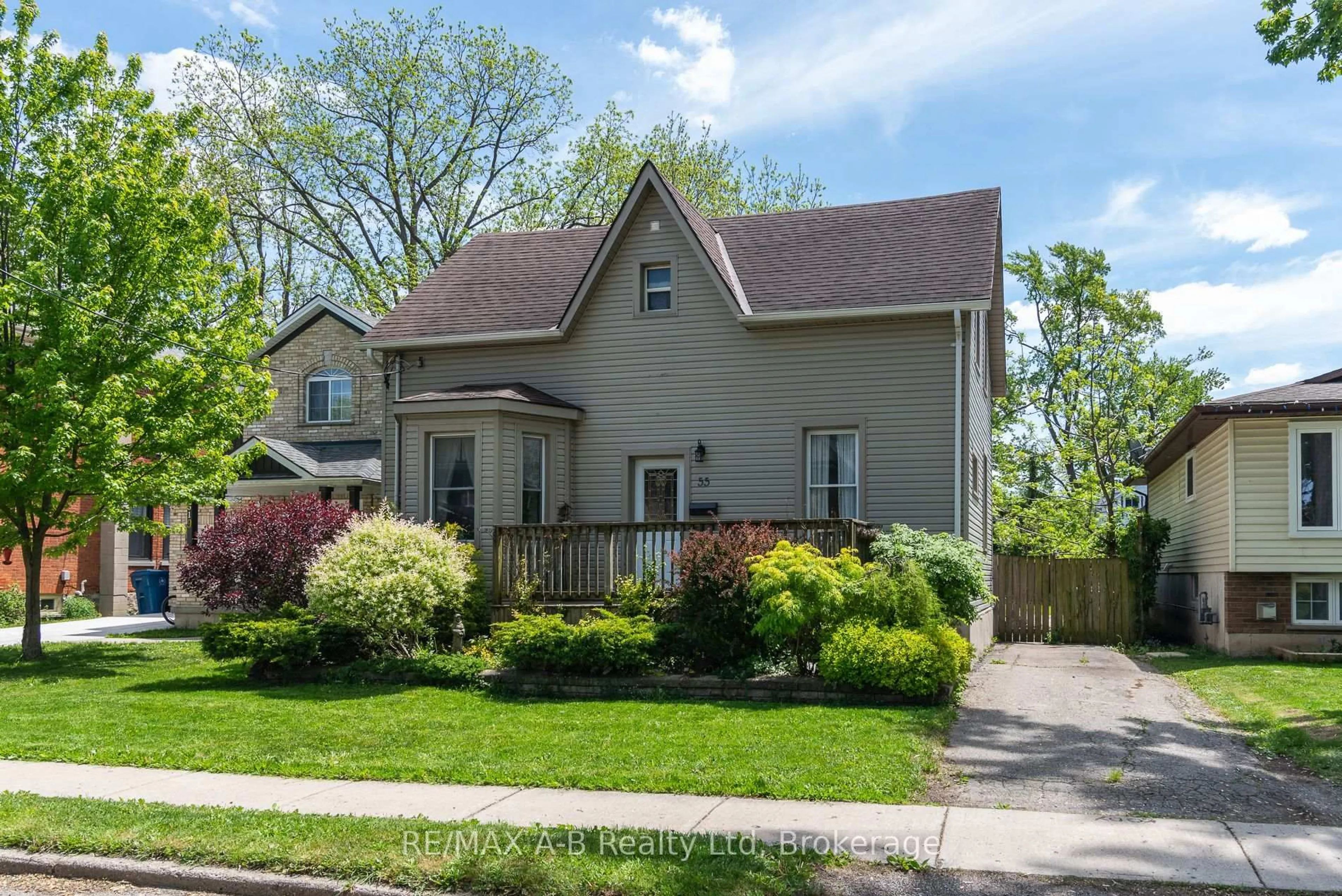 Home with vinyl exterior material, street for 55 Stratford St, Stratford Ontario N5A 2H7