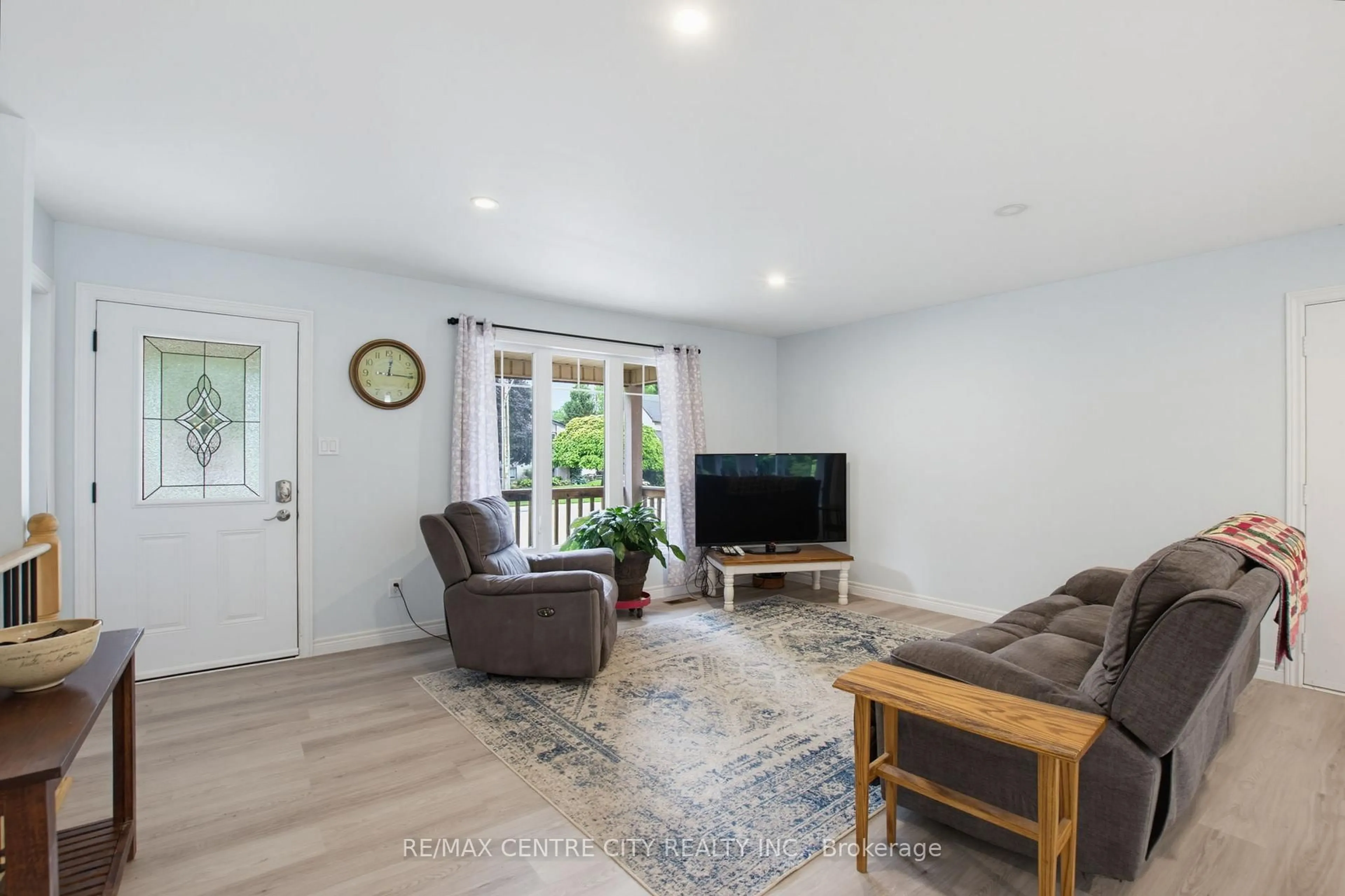 Living room with furniture, unknown for 119 Anderson Ave, Southwest Middlesex Ontario N0L 1M0