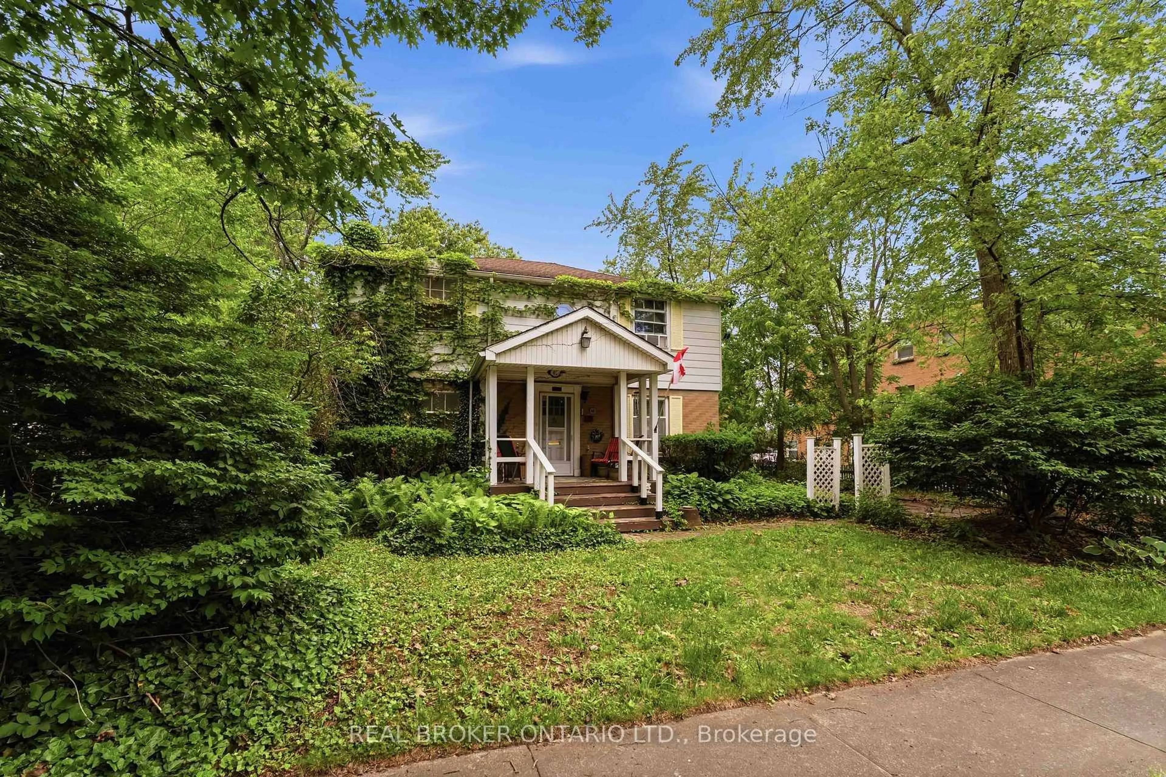 Home with brick exterior material, street for 42 Price Ave, Welland Ontario L3C 3X9