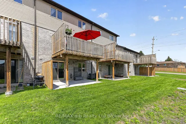 175 INGERSOLL St #28, Ingersoll 5