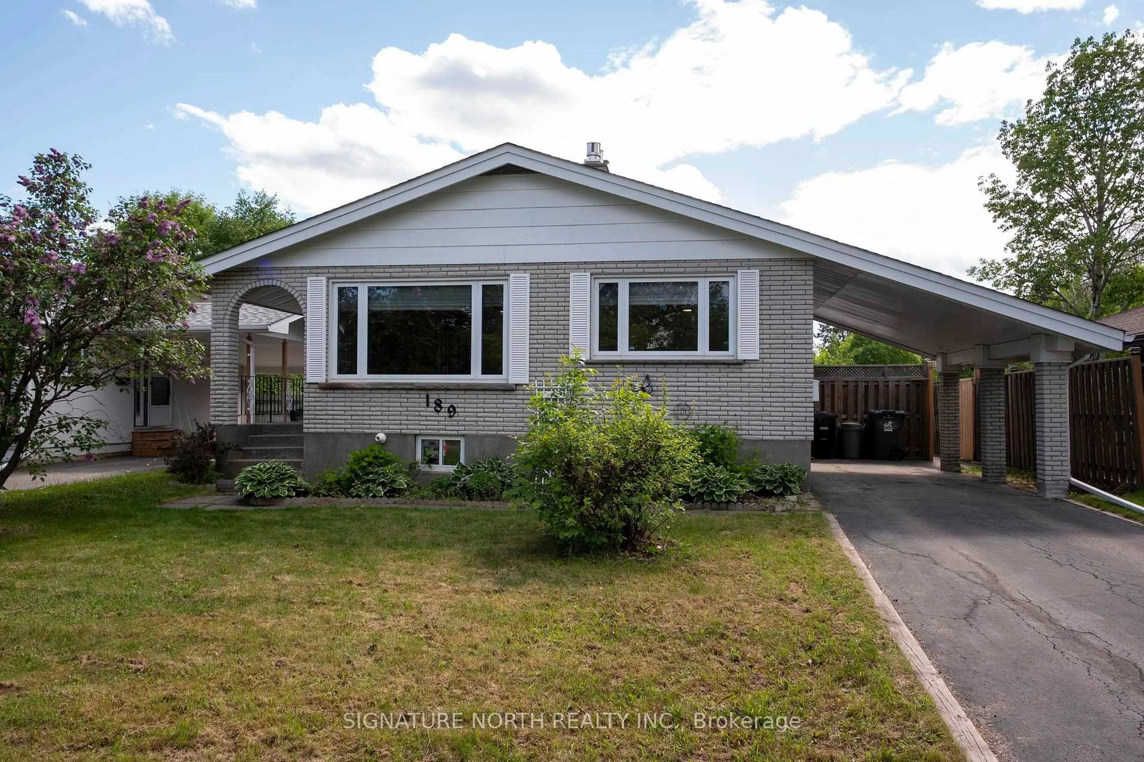 Home with vinyl exterior material, street for 189 Evans St, Thunder Bay Ontario P7B 5H4
