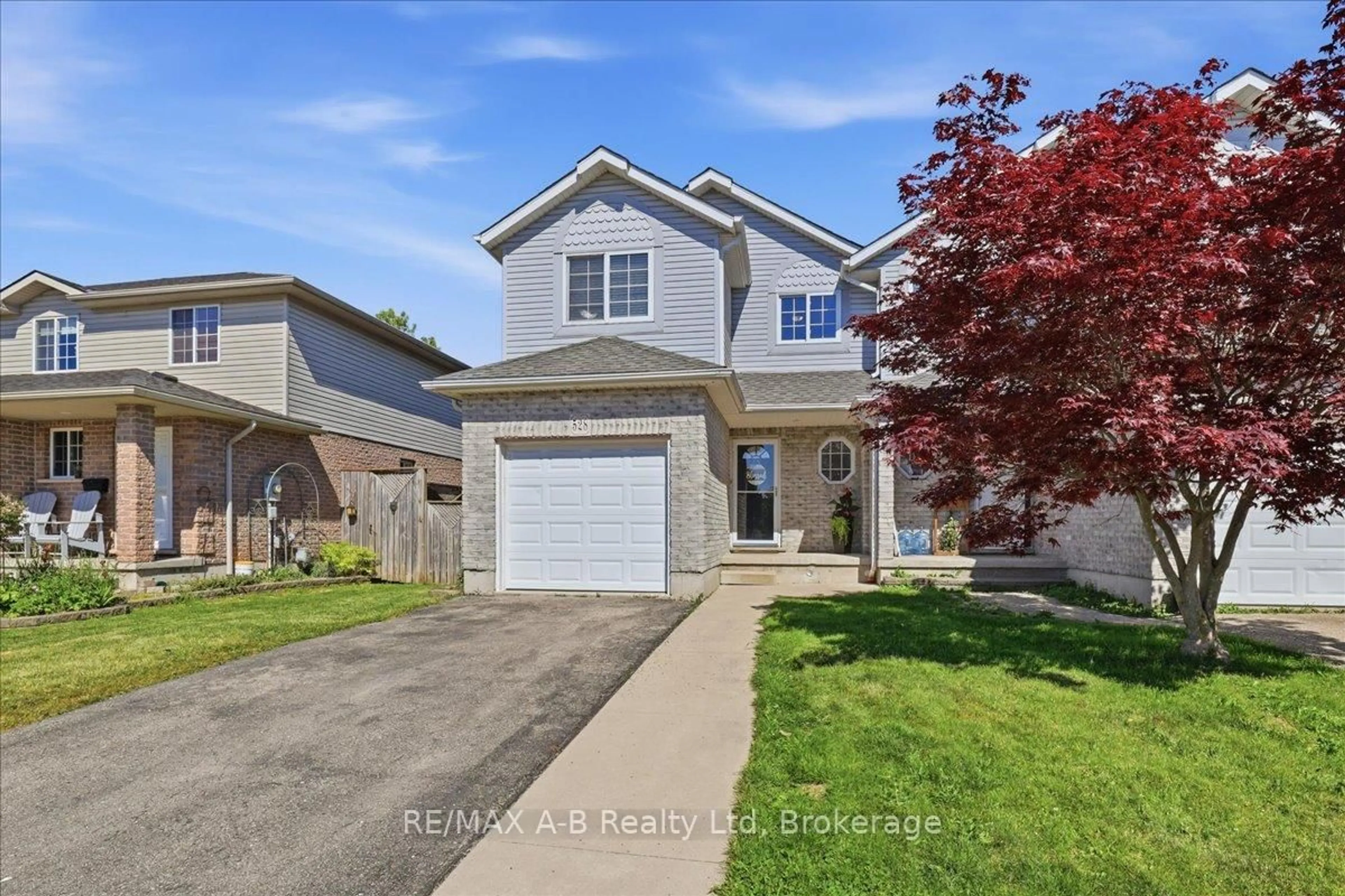 Unknown for 528 Nelson St, Stratford Ontario N5A 2K8
