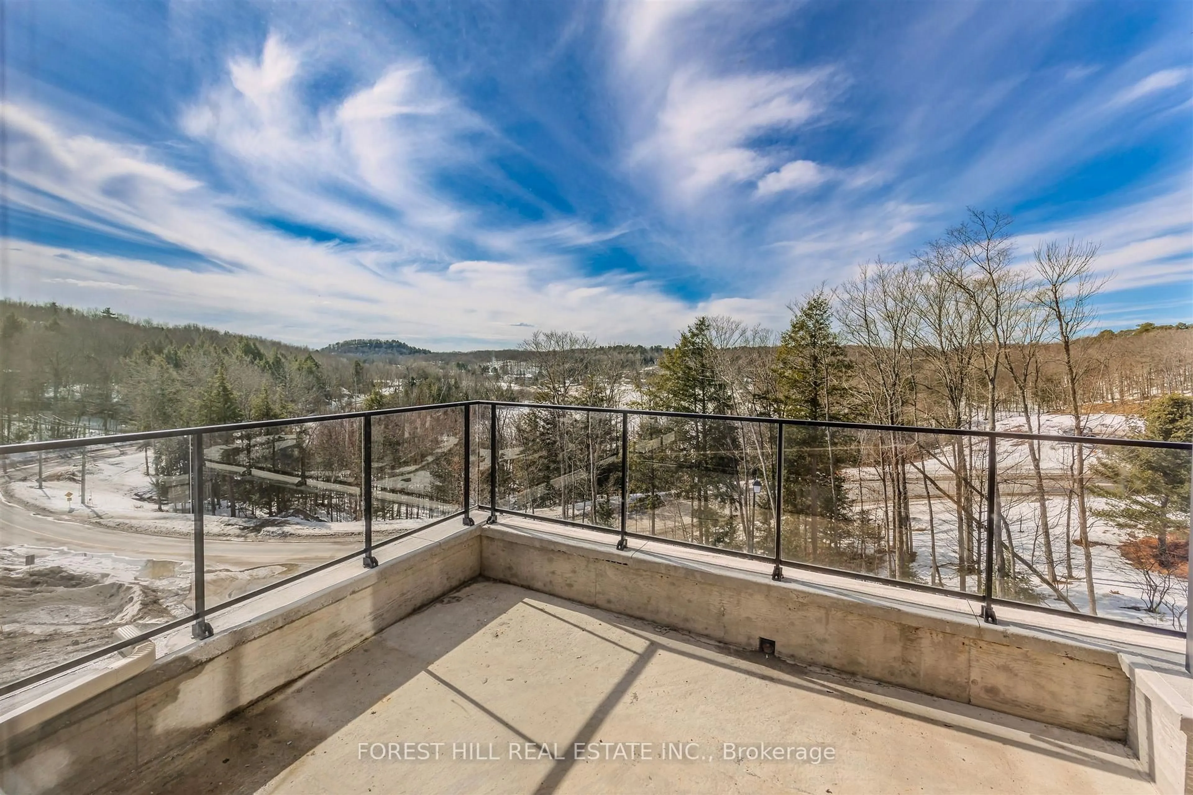 Patio, water/lake/river/ocean view for 119 Town Line Rd #H111, Huntsville Ontario P1H 1S7