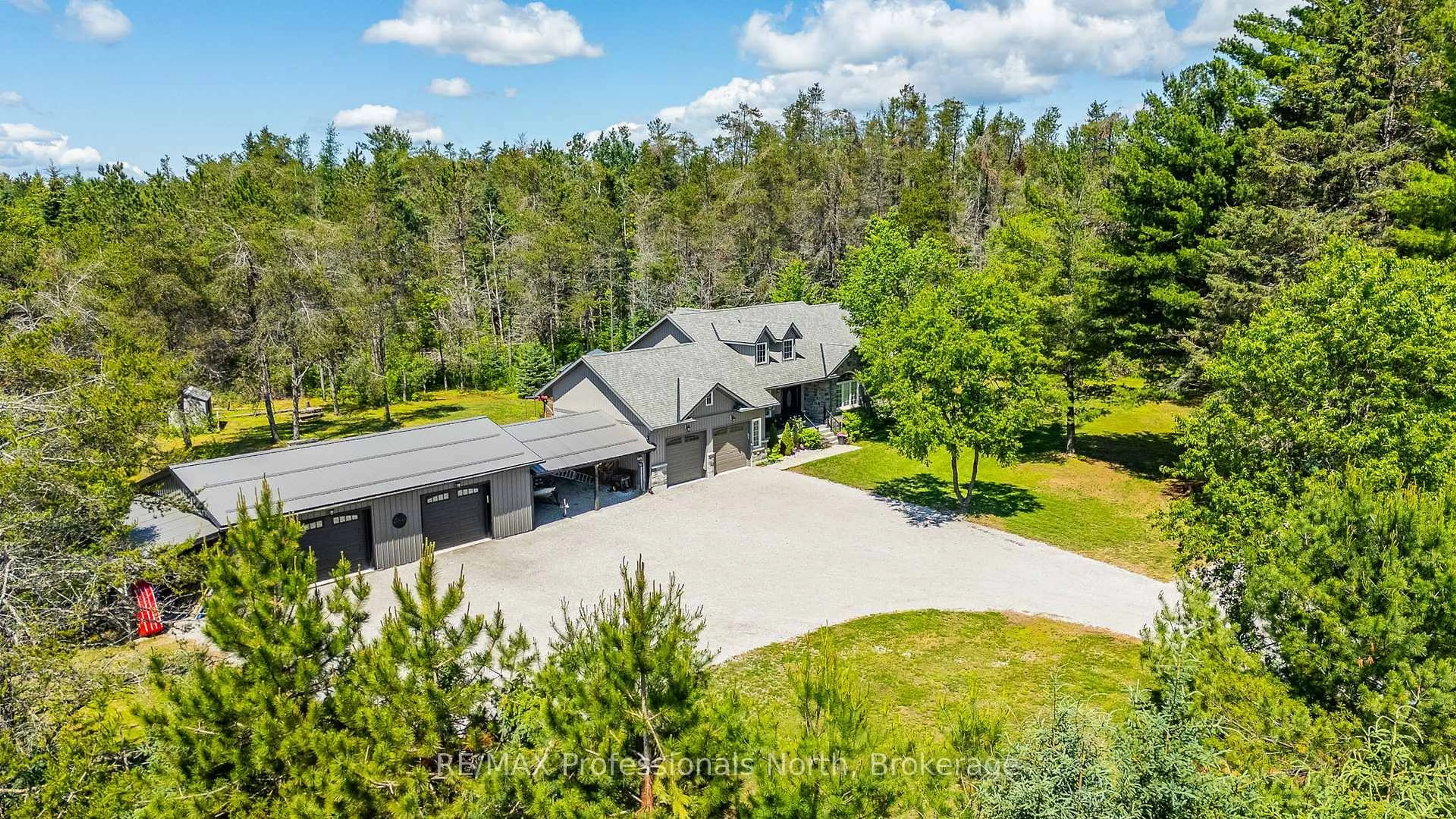 A pic from outside/outdoor area/front of a property/back of a property/a pic from drone, unknown for 15 Austin Dr, Kawartha Lakes Ontario K0M 1C0