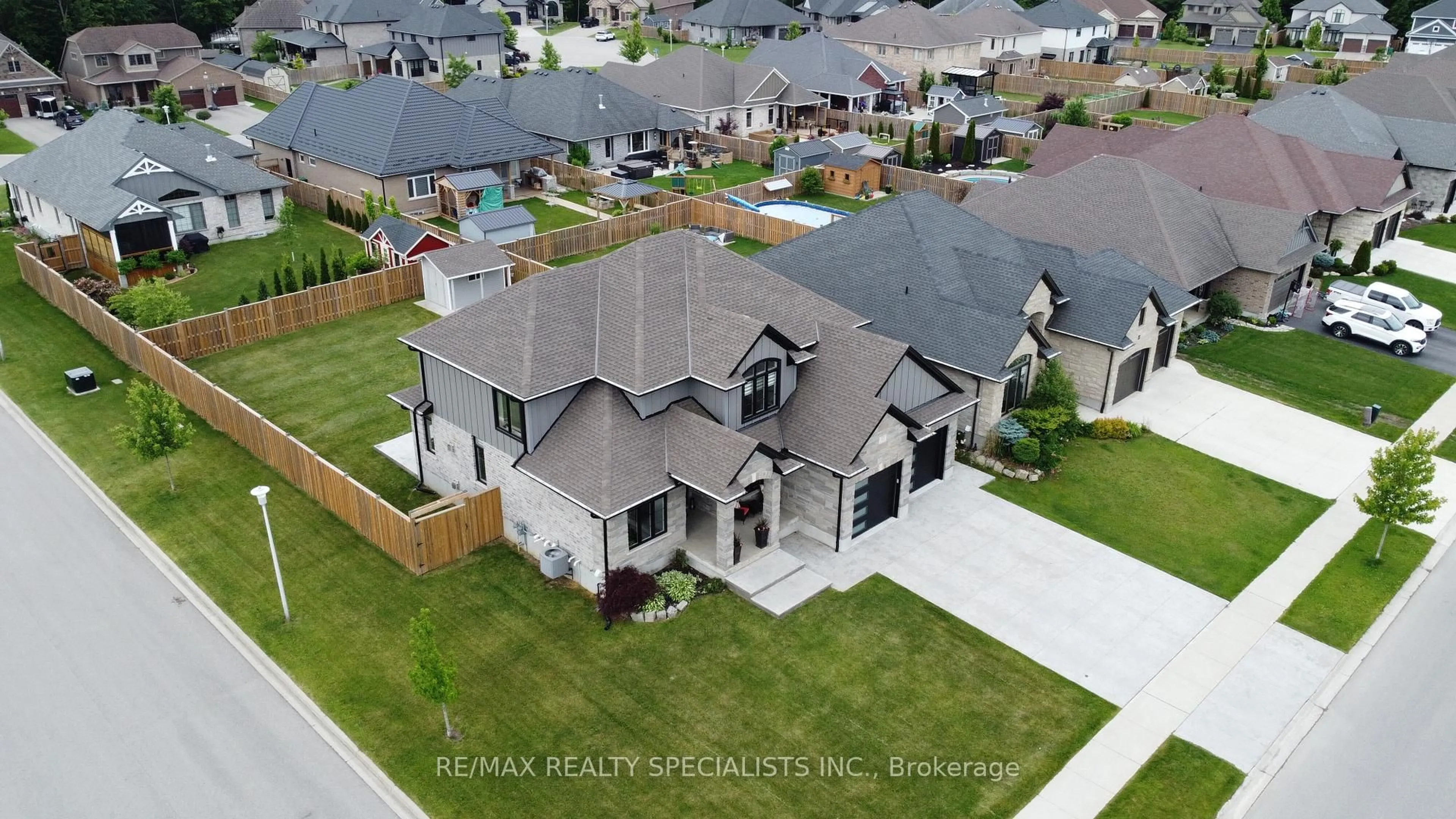 A pic from outside/outdoor area/front of a property/back of a property/a pic from drone, street for 41 Talbot Grove Lane, Southwold Ontario N5P 3T2