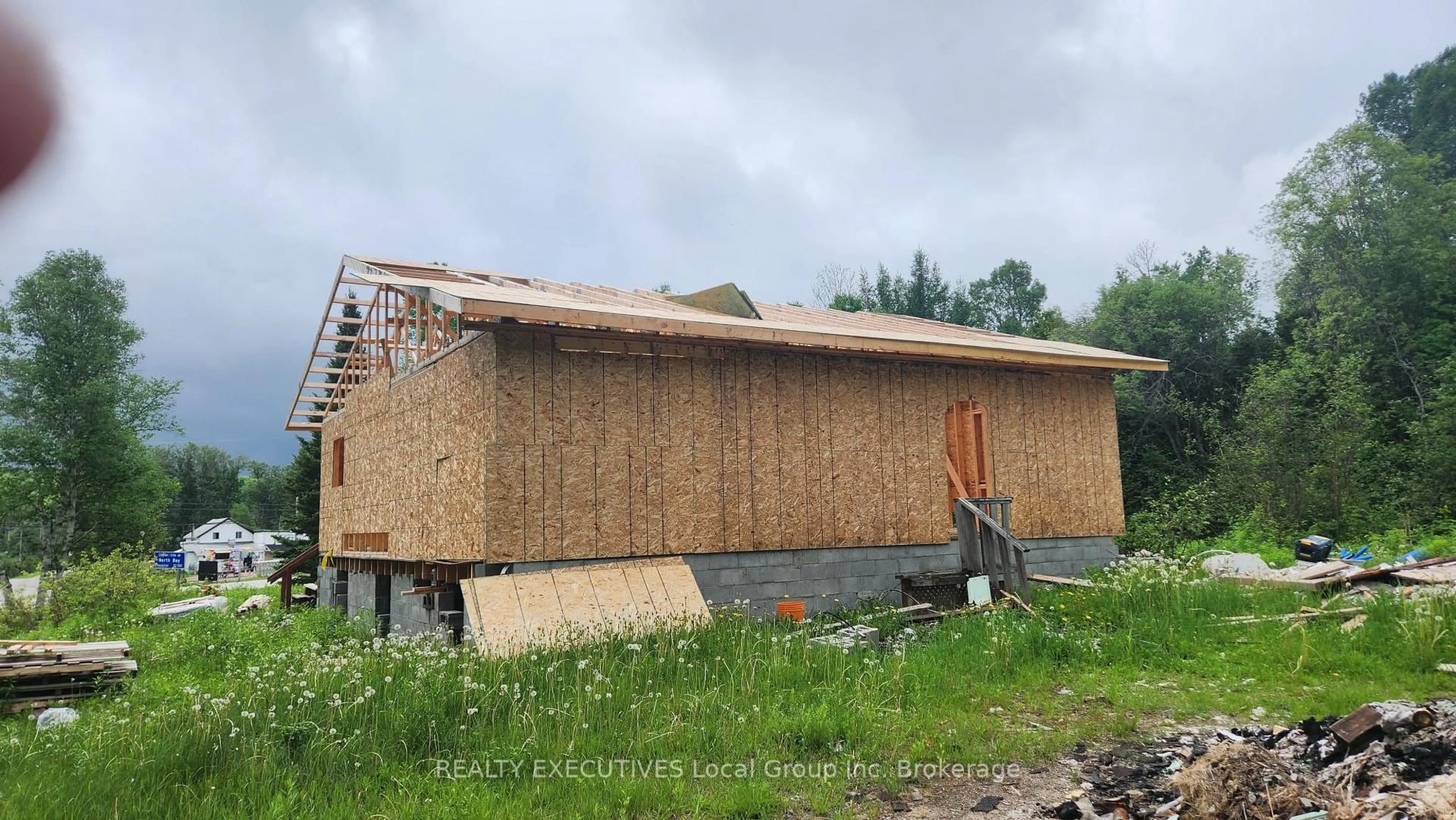Shed for 8406 Highway 63, North Bay Ontario P1B 8G4