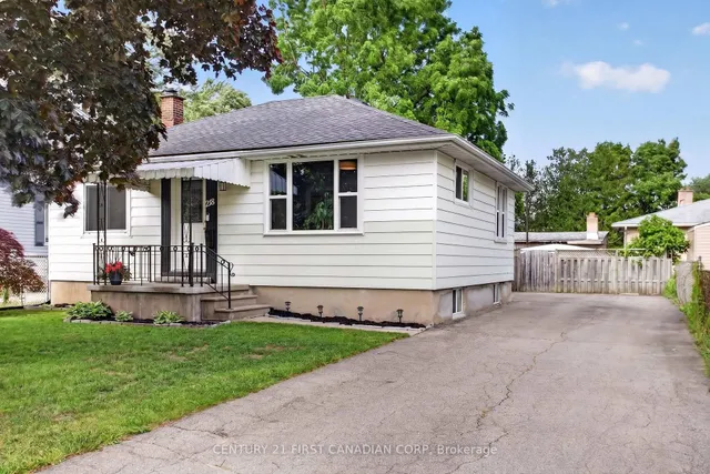 218 Vancouver St, London East 2