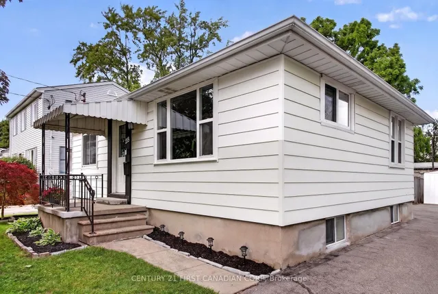 218 Vancouver St, London East 4