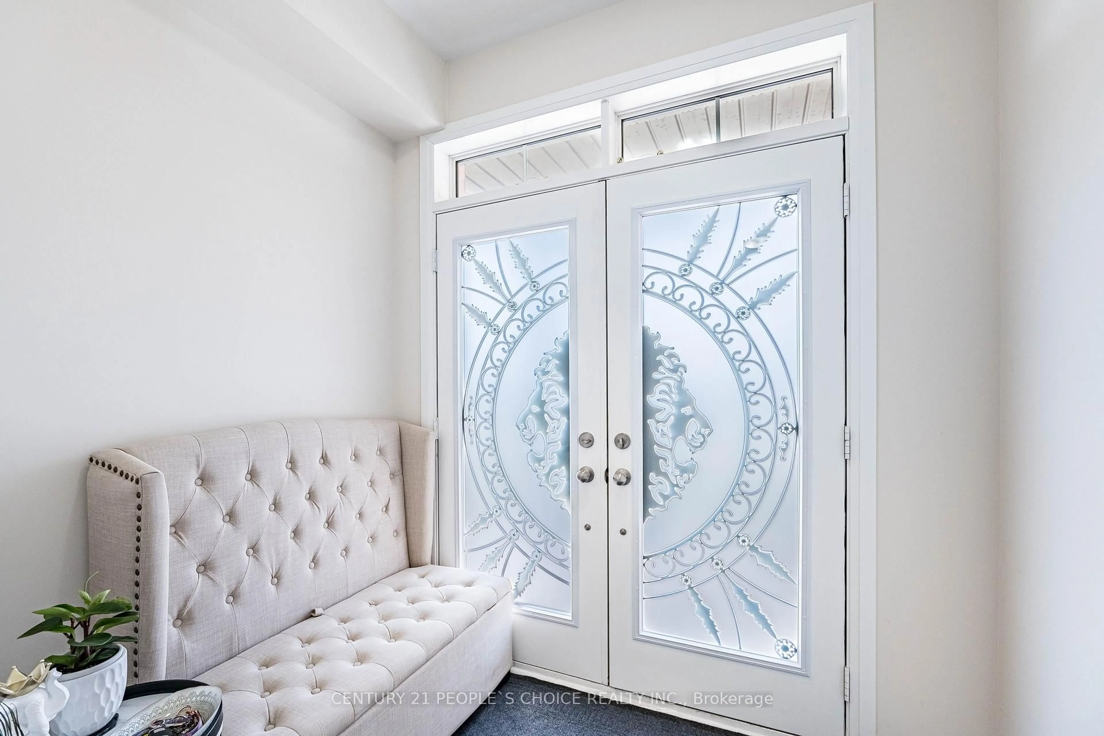 Indoor entryway for 31 Rainey Dr, East Luther Grand Valley Ontario L9W 7R5
