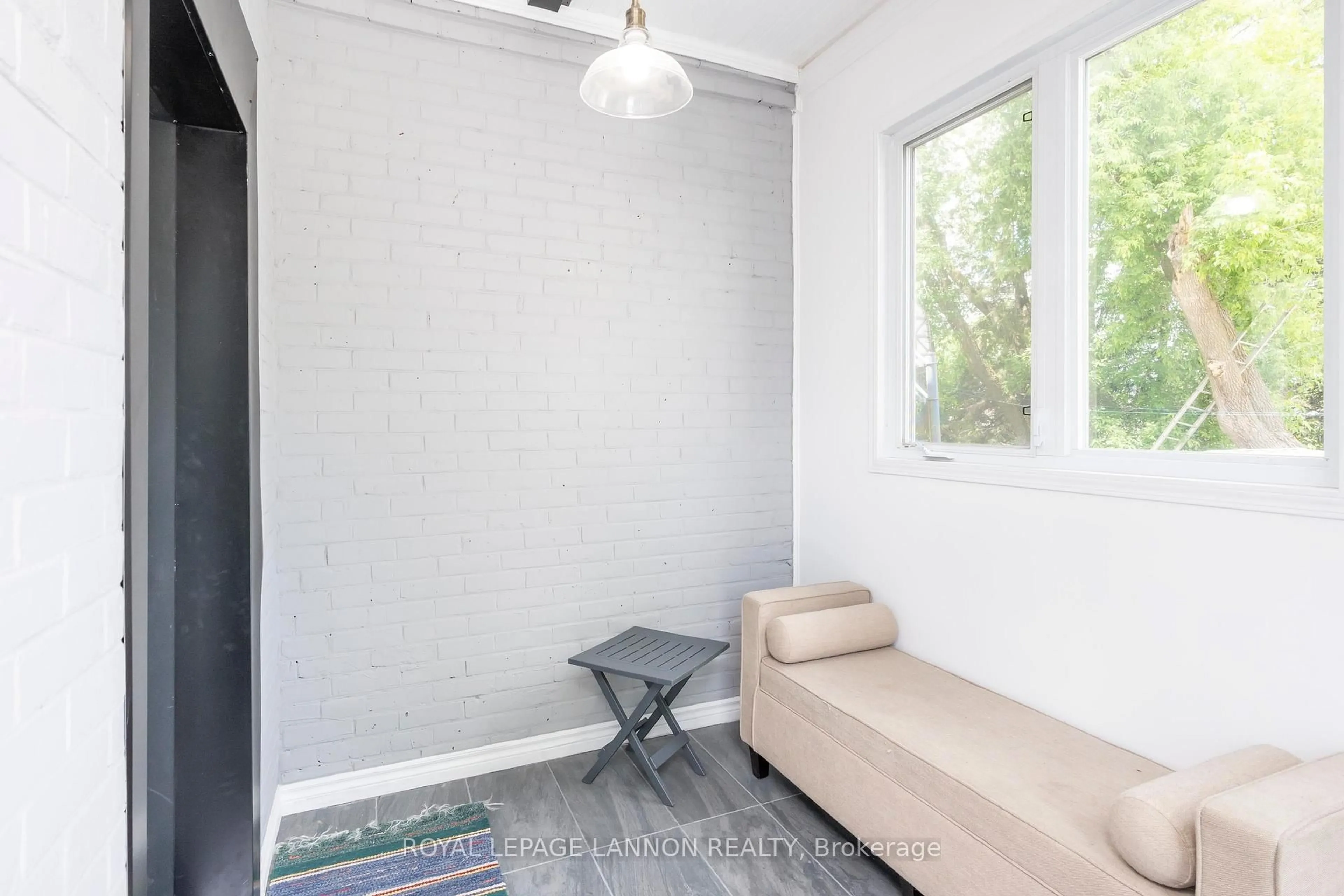 A pic of a room for 435 Bernard St, Thunder Bay Ontario P7C 4H6
