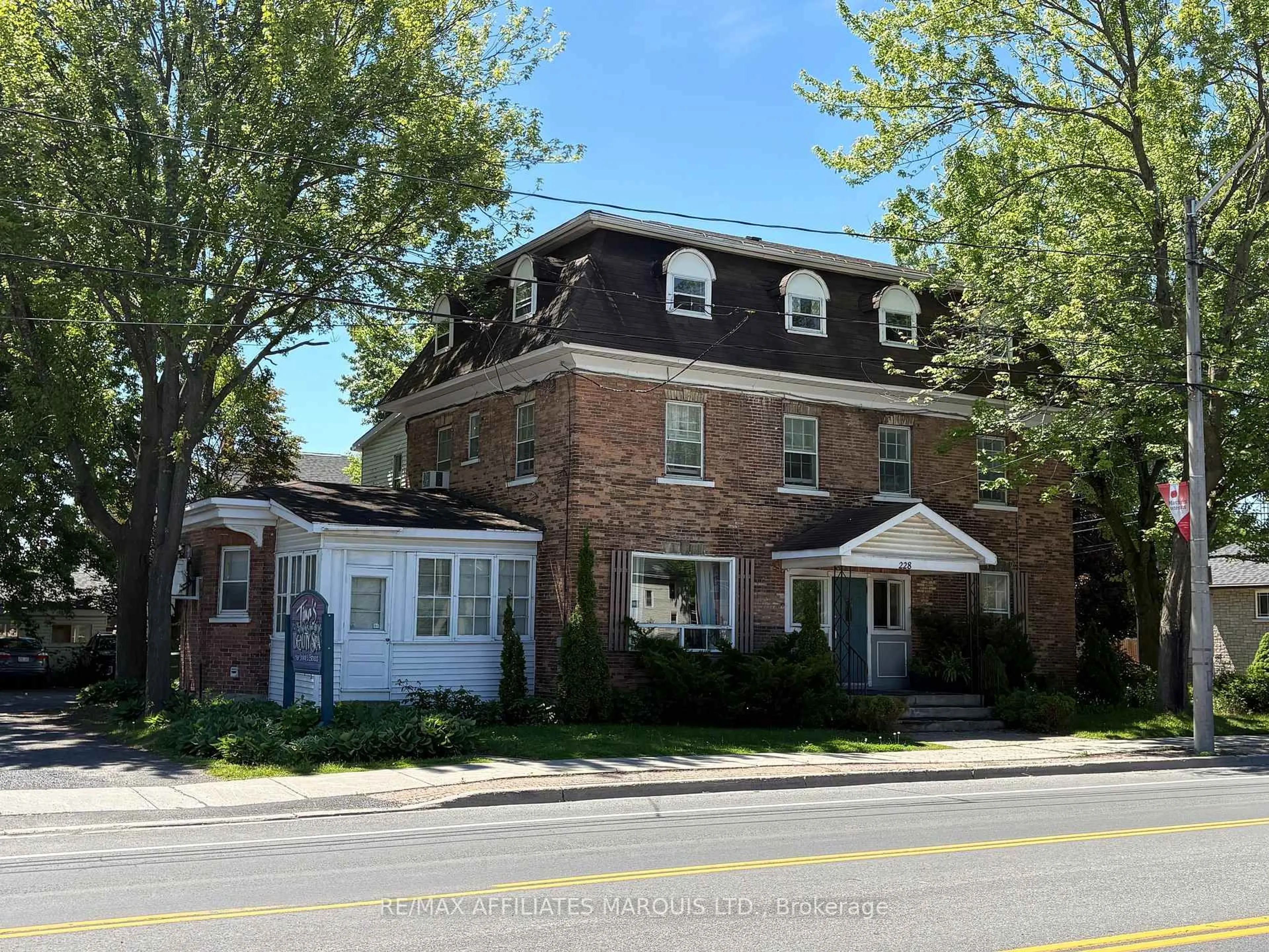 Home with brick exterior material, street for 228 Second St, Cornwall Ontario K6H 1G7