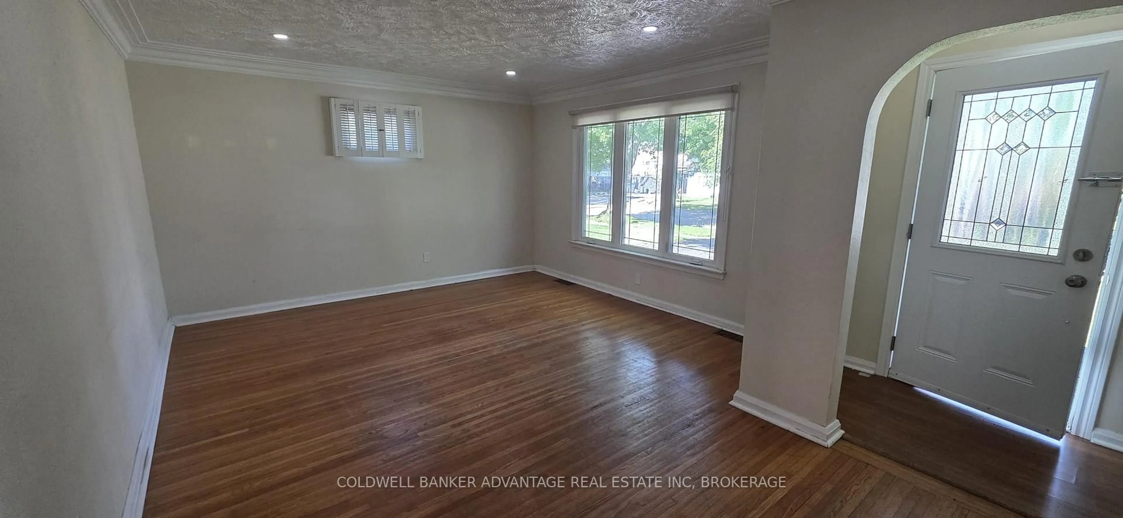 A pic of a room for 68 Cameron Ave, Welland Ontario L3B 1K2