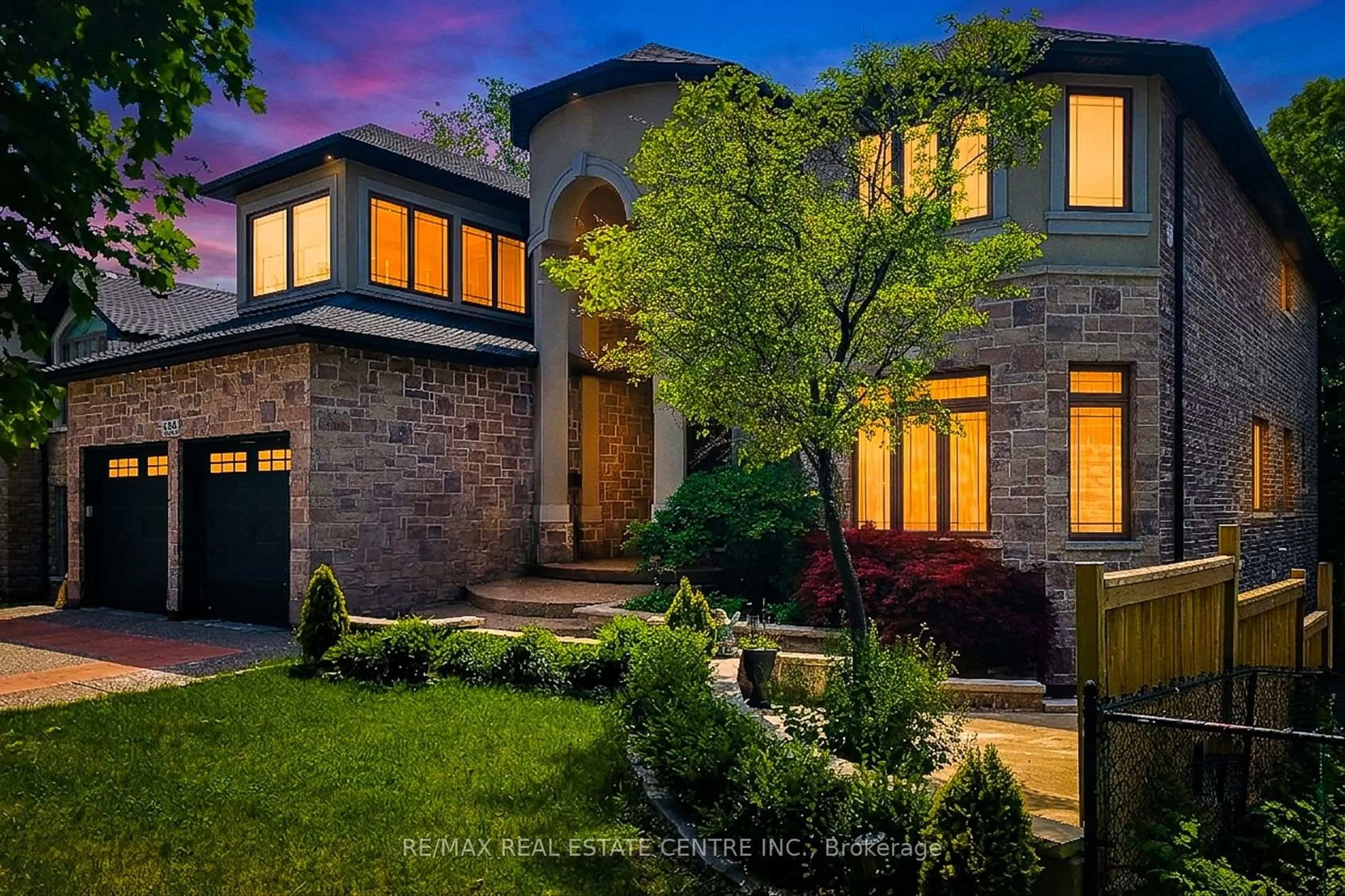 Home with brick exterior material, street for 656 HIGHVALLEY Rd, Hamilton Ontario L9G 4E9