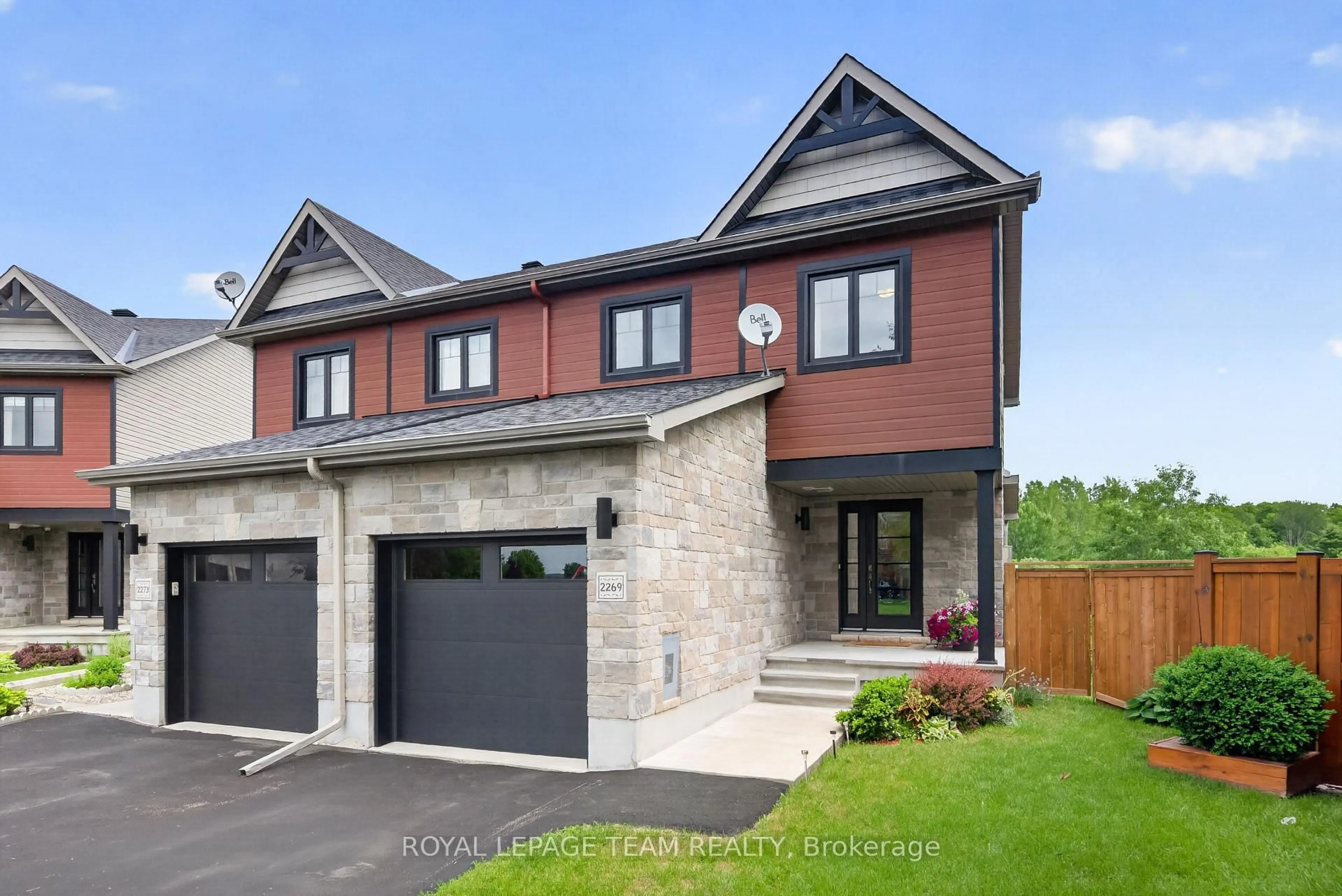 Home with brick exterior material, street for 2269 Marble Cres, Clarence-Rockland Ontario K4K 0G9