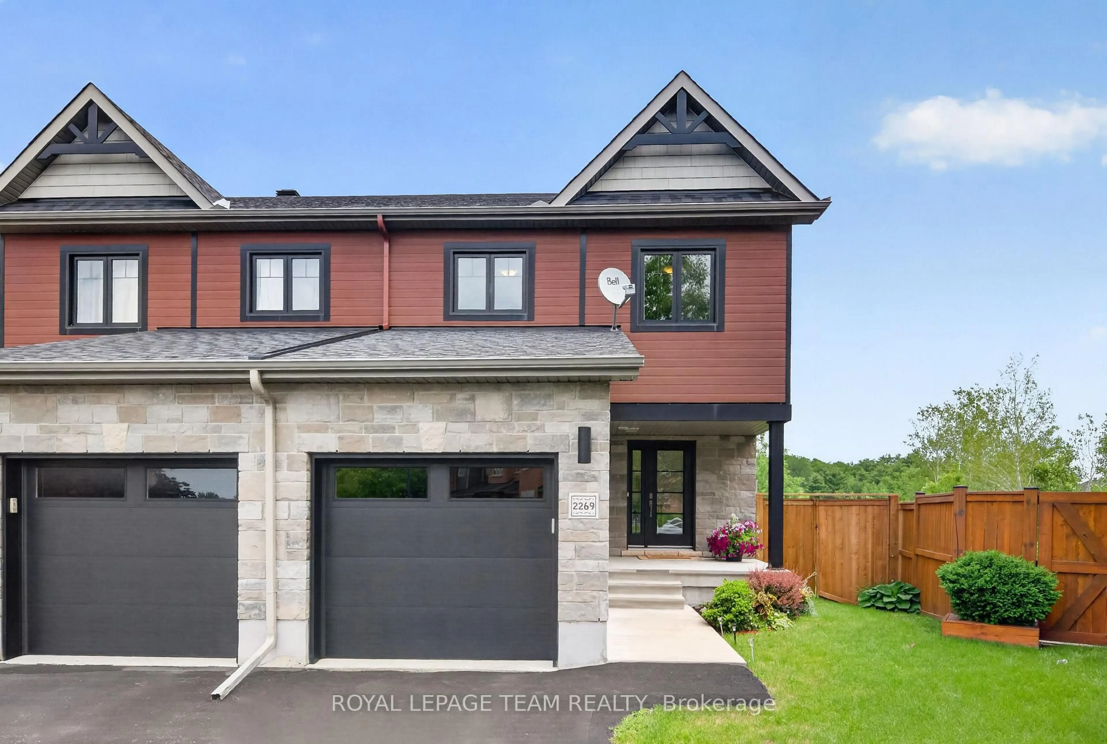 Home with brick exterior material, street for 2269 Marble Cres, Clarence-Rockland Ontario K4K 0G9