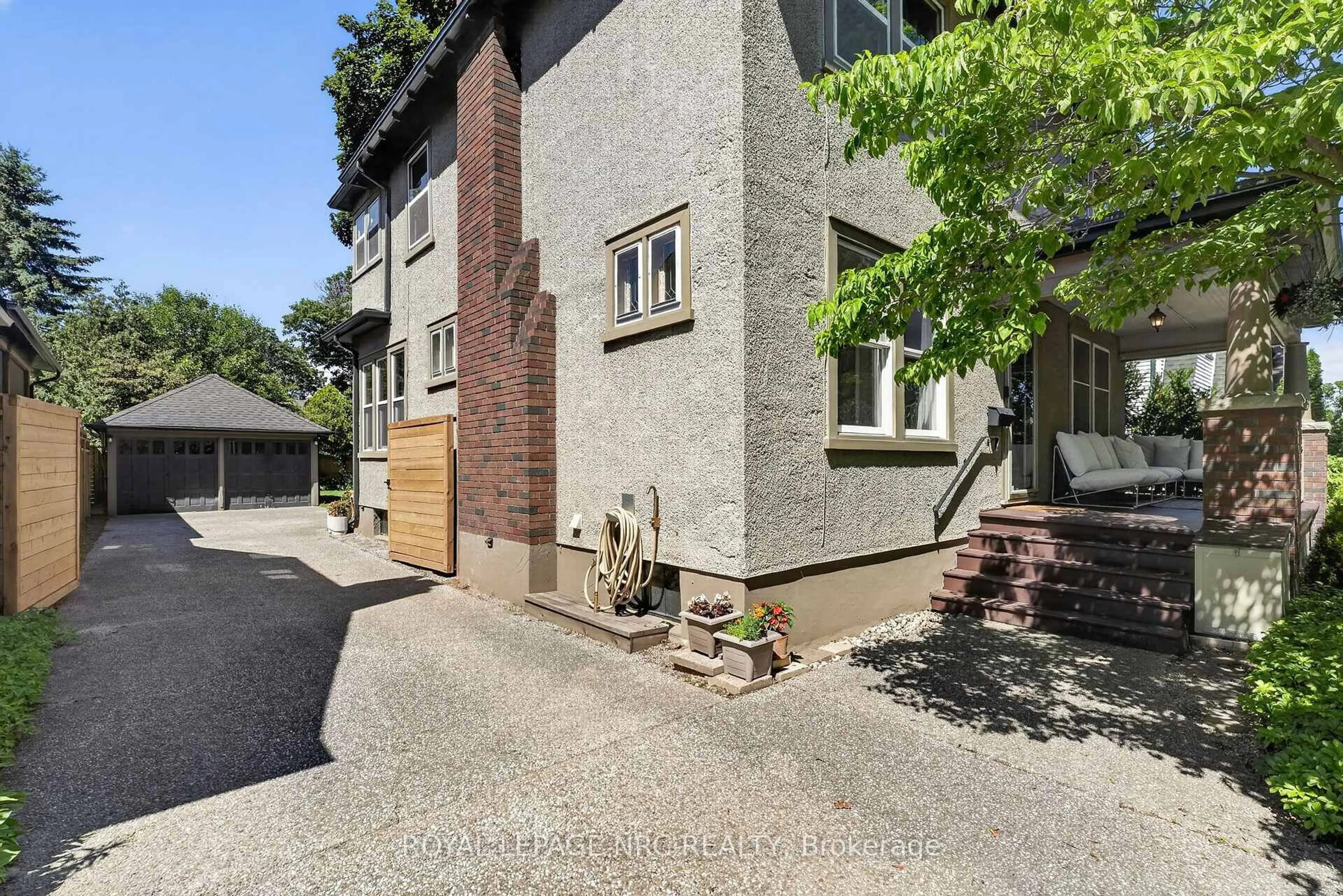 Home with brick exterior material, street for 9 Thairs Ave, St. Catharines Ontario L2R 6N9