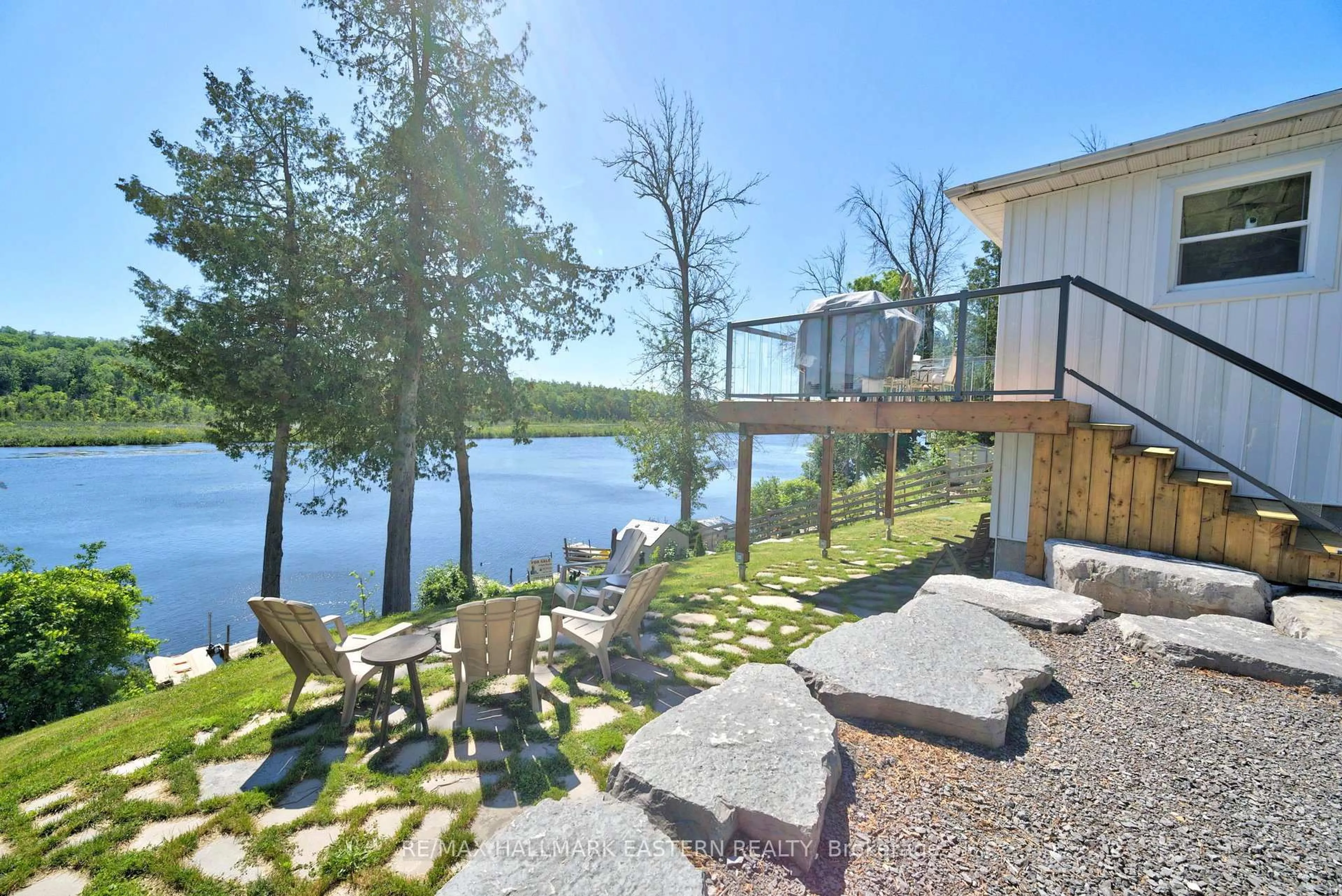 Patio, water/lake/river/ocean view for 337/338 RAINBOW Dr, Otonabee-South Monaghan Ontario K0L 1B0
