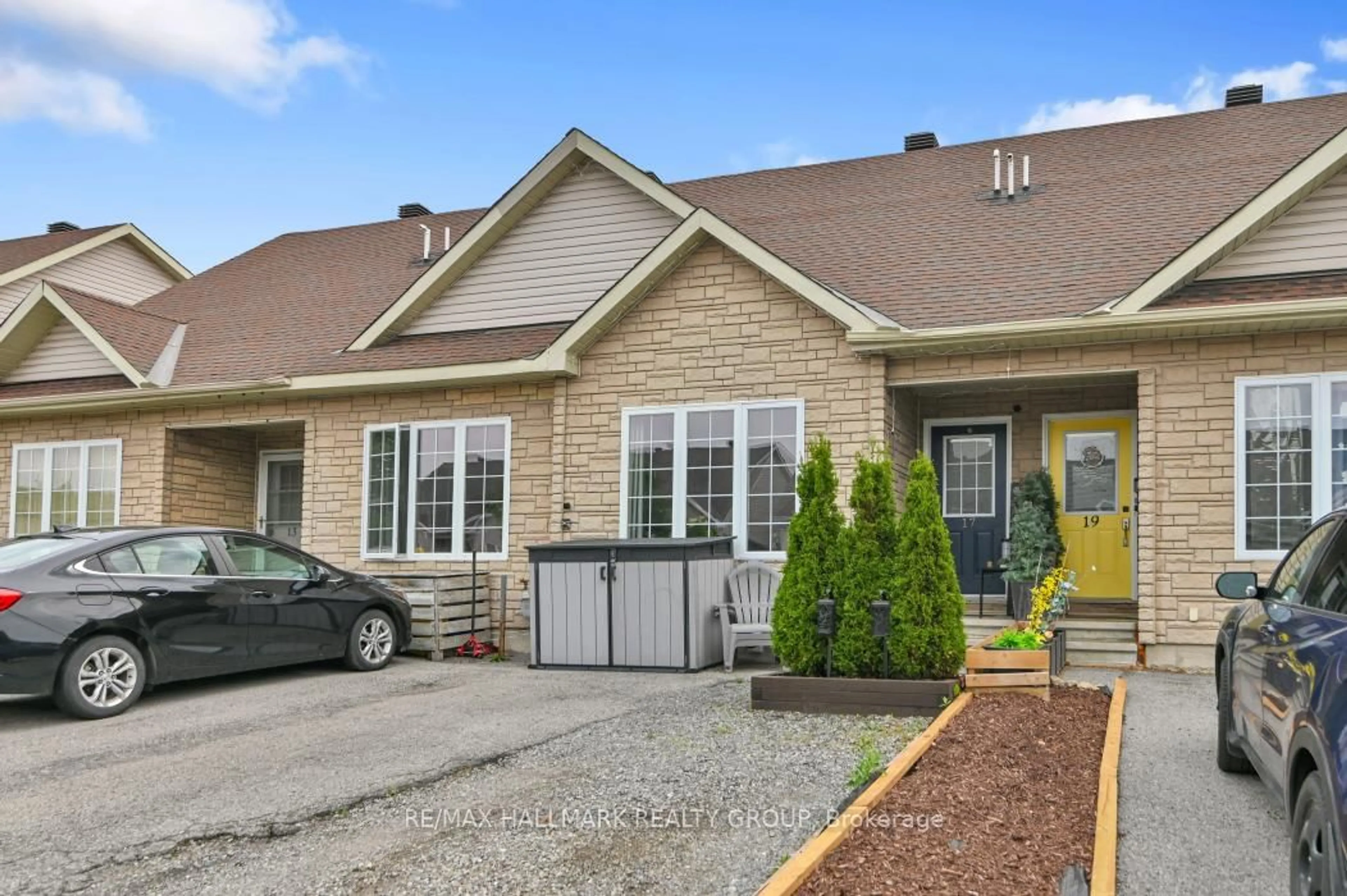 Unknown for 17 Spicer St, Carleton Place Ontario K7C 4S3