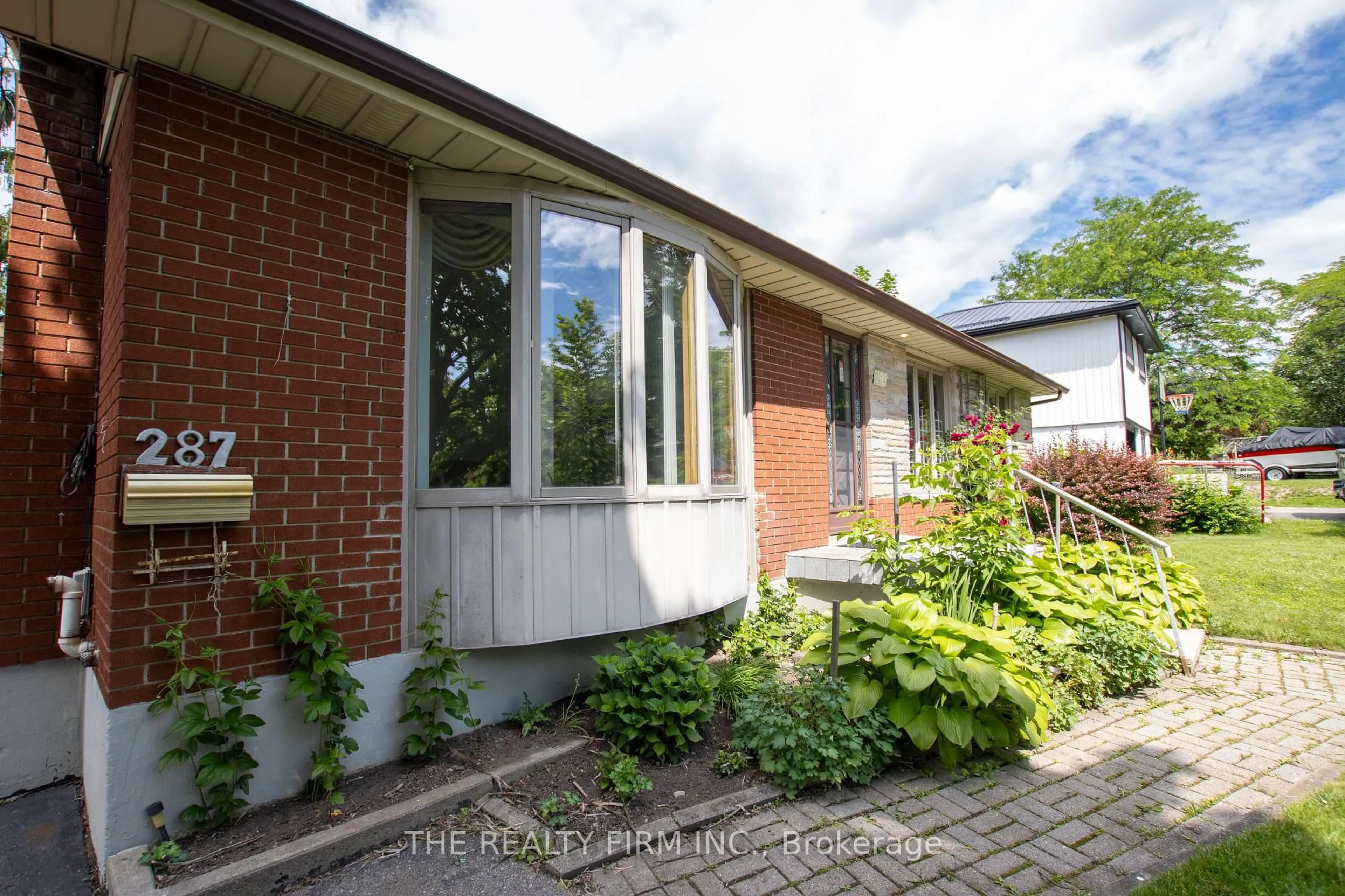 Home with brick exterior material, street for 287 Panorama Cres, London South Ontario N5Z 3H2