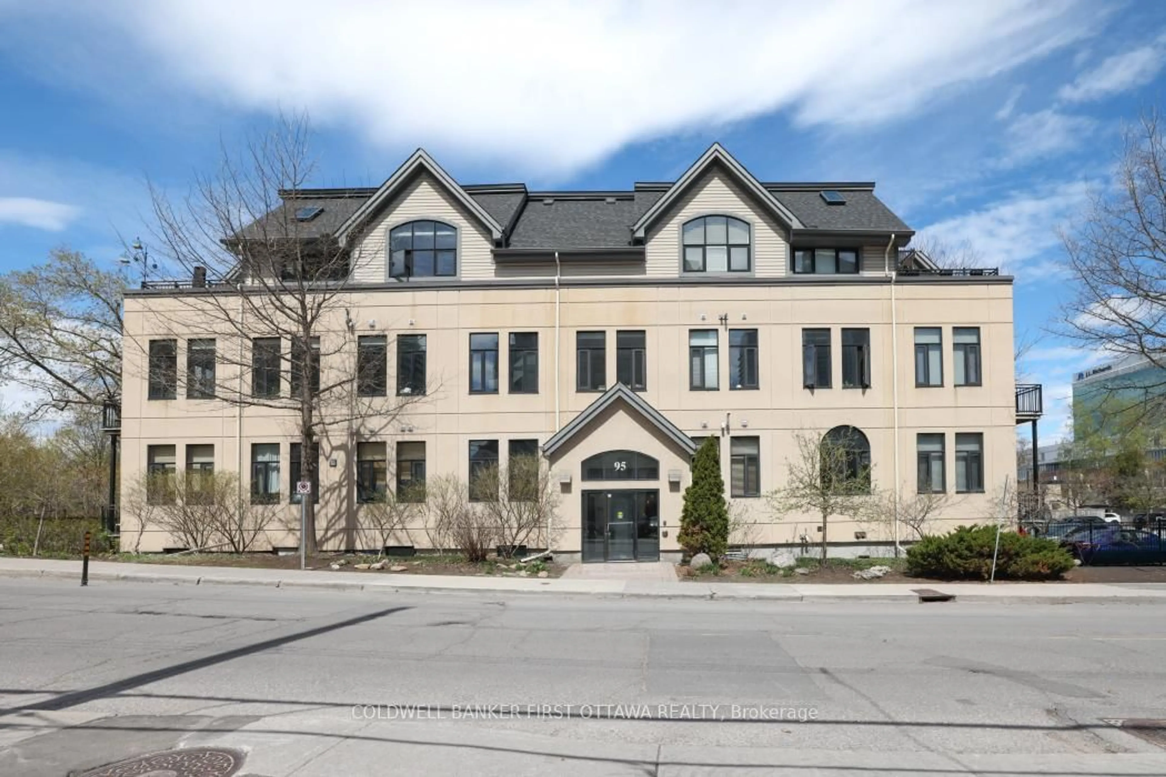 Unknown for 95 Beech St #303, Ottawa Ontario K1S 3J7