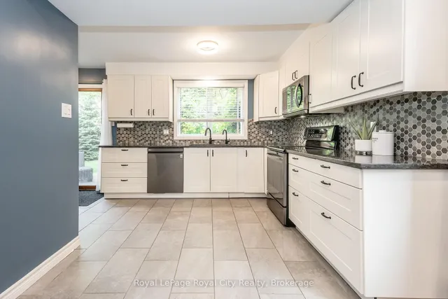 236 Ironwood Rd, Guelph 5