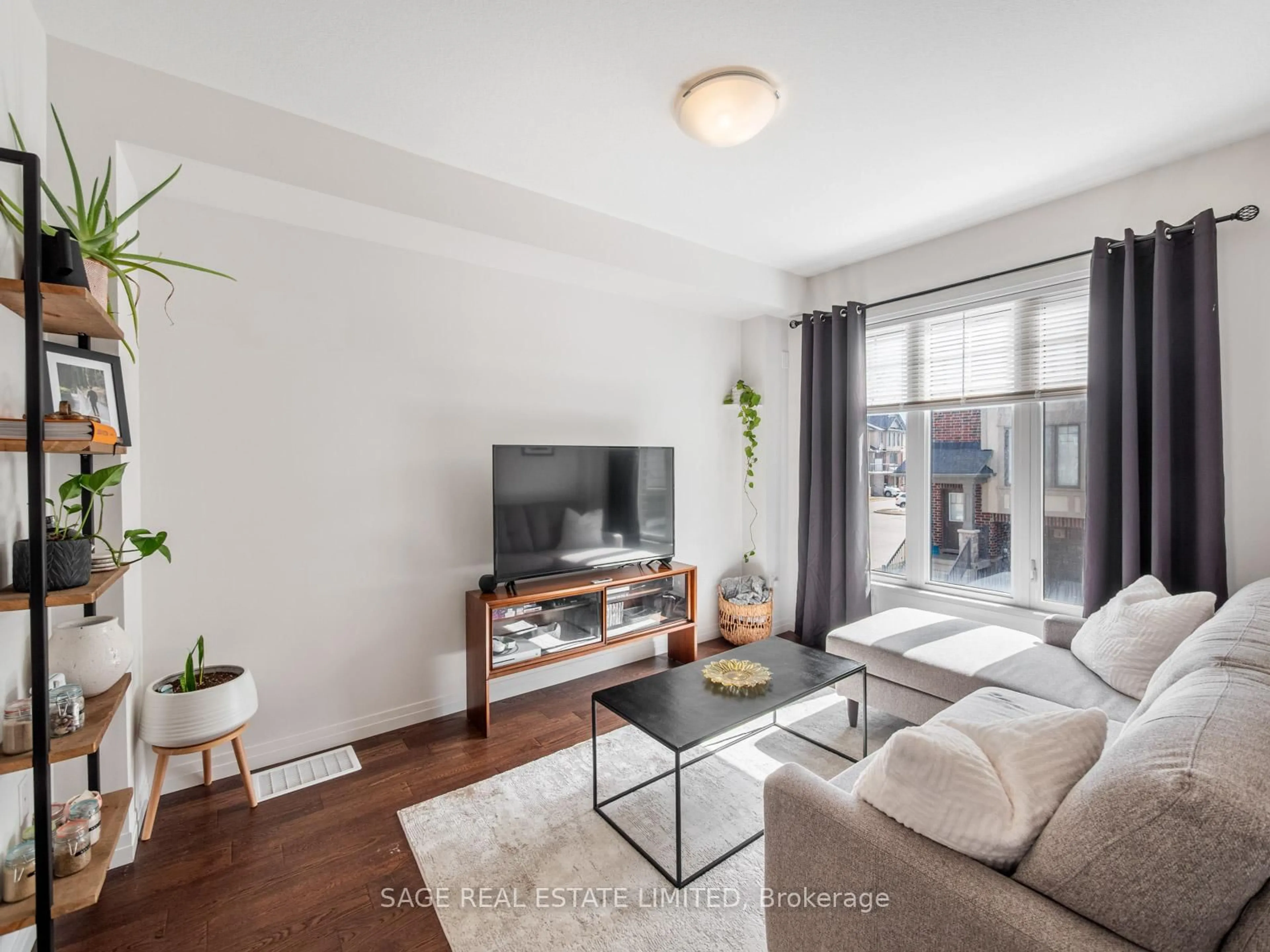 Living room with furniture, unknown for 4 Could Lane, Hamilton Ontario L9G 0H2