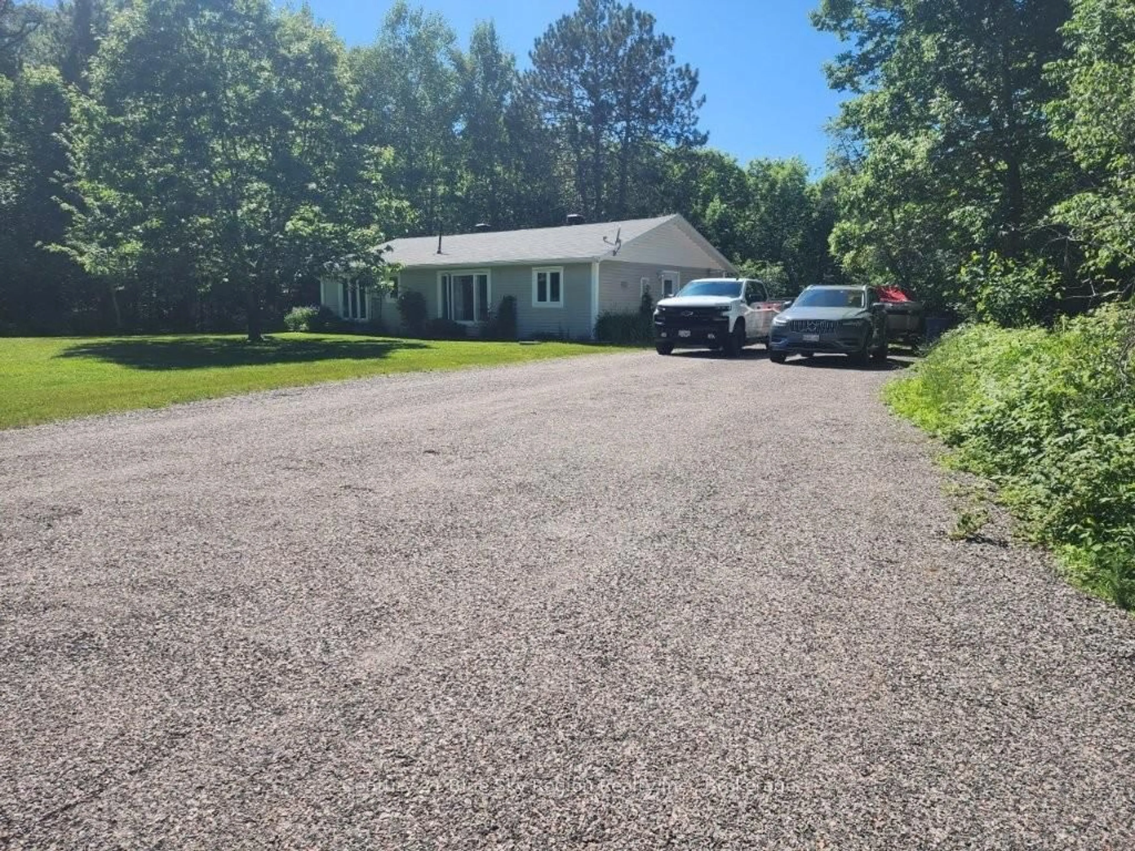 A pic from outside/outdoor area/front of a property/back of a property/a pic from drone, street for 1048 DERLAND Rd, East Ferris Ontario P0H 1K0