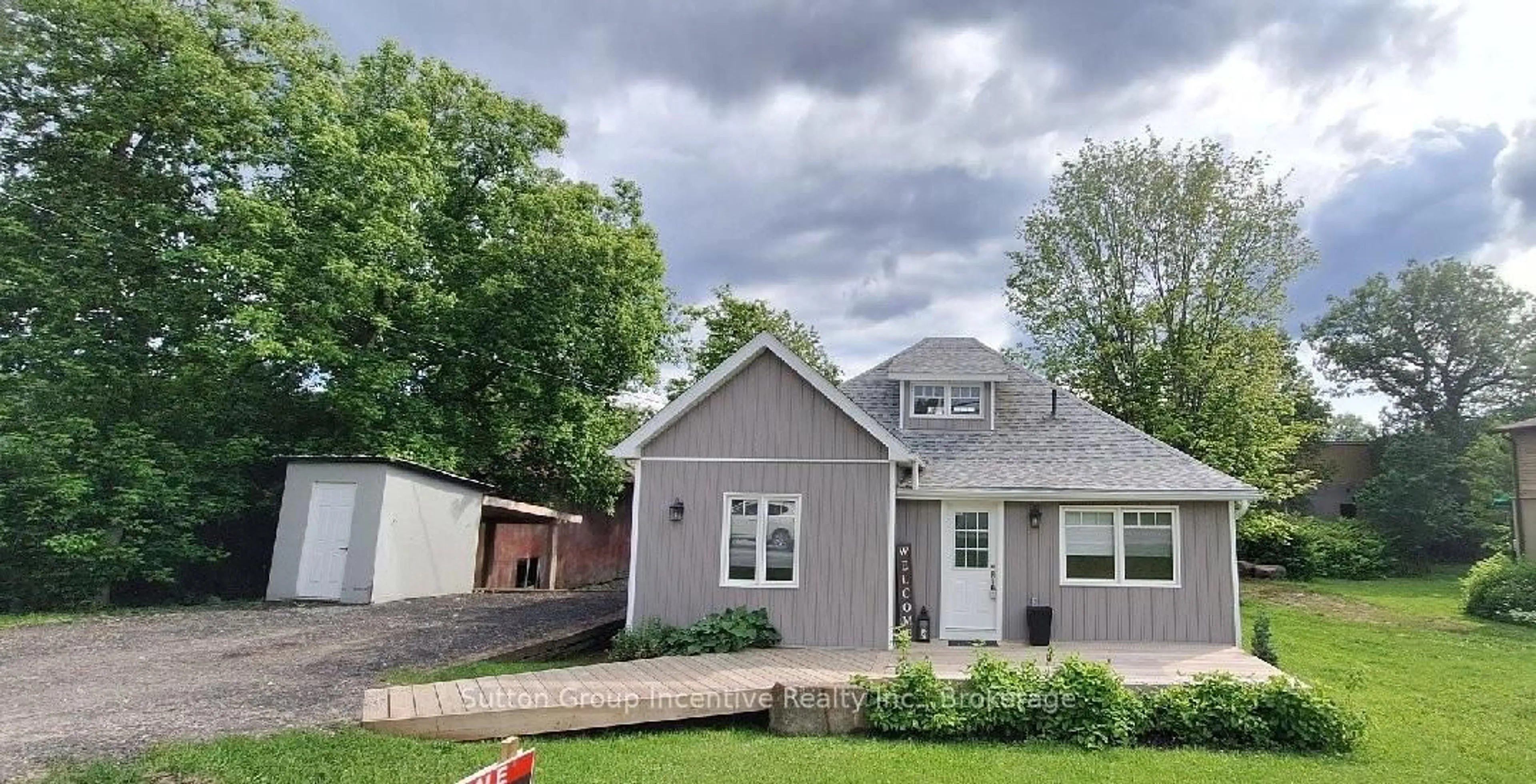 Home with vinyl exterior material, street for 3161 MUSKOKA RD 169, Muskoka Lakes Ontario P0C 1A0