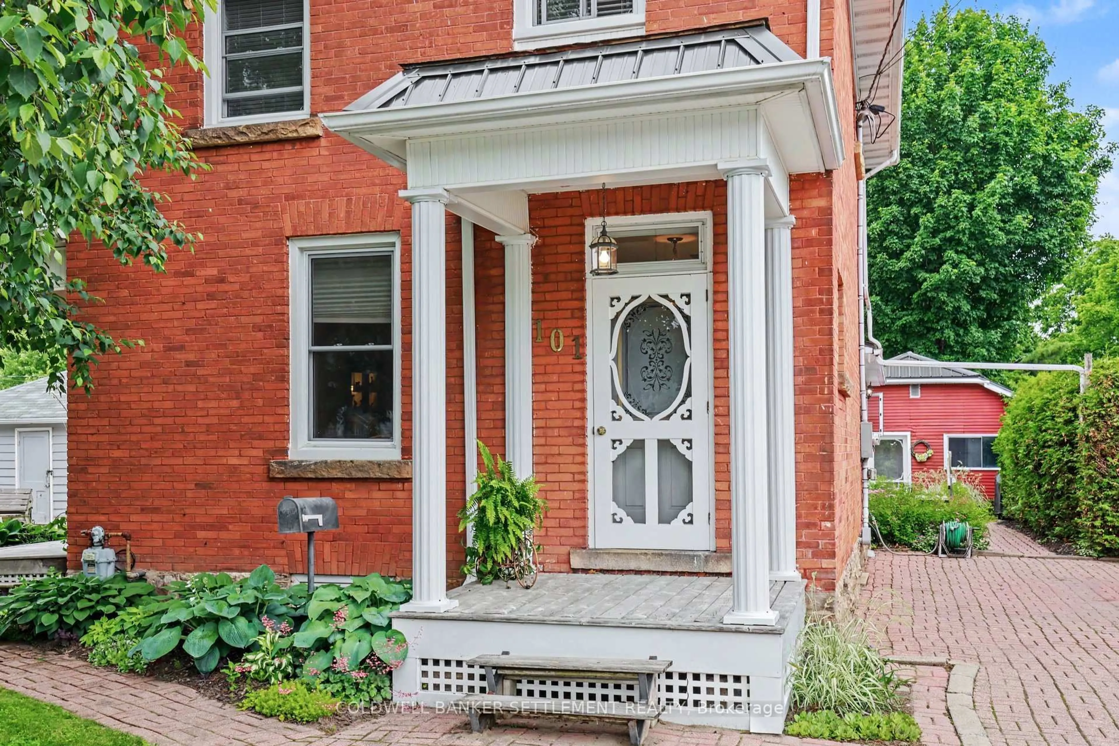 Home with brick exterior material, street for 101 Drummond St, Perth Ontario K7H 1G9