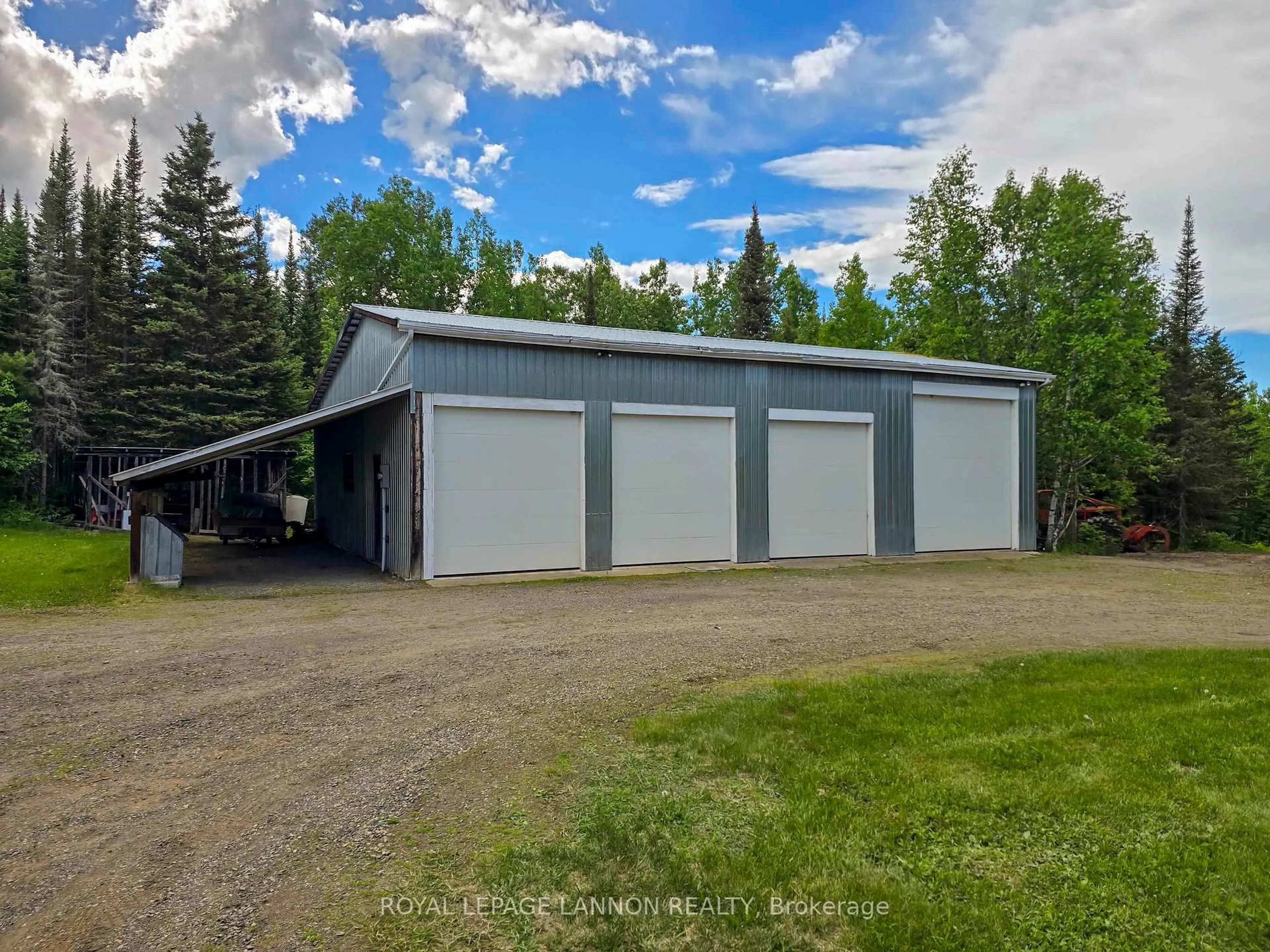 Shed for 169 Centre Rd, Thunder Bay Remote Area Ontario P0T 1X0