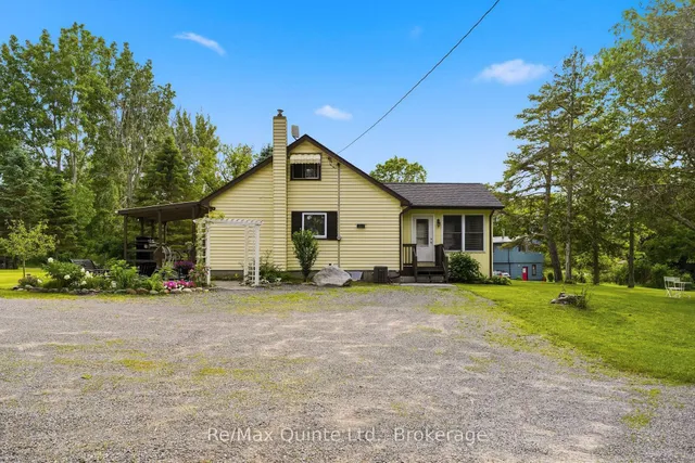 97C County Road 18, Prince Edward County 5