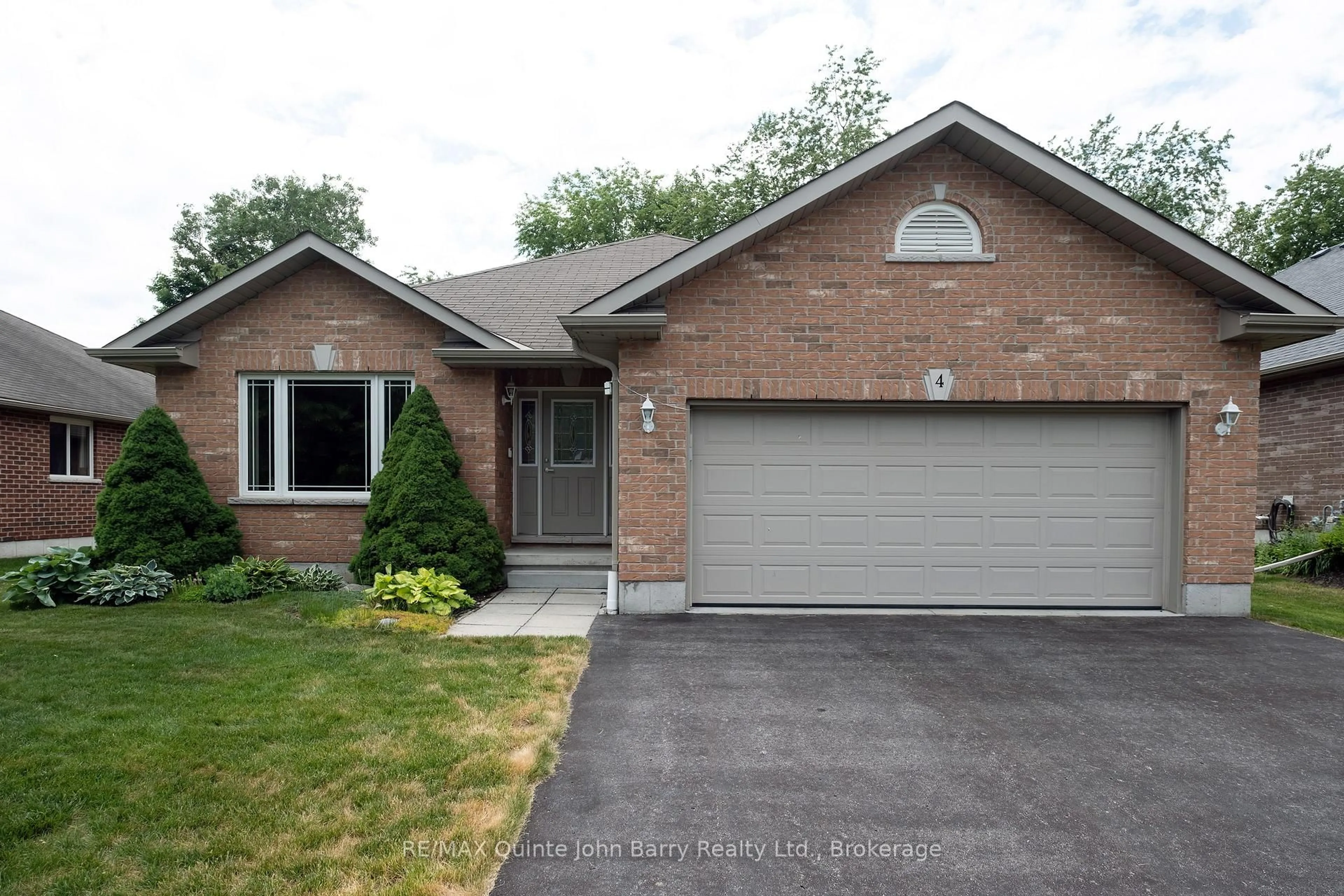 Home with brick exterior material, street for 4 Algonquin Ave, Brighton Ontario K0K 1H0