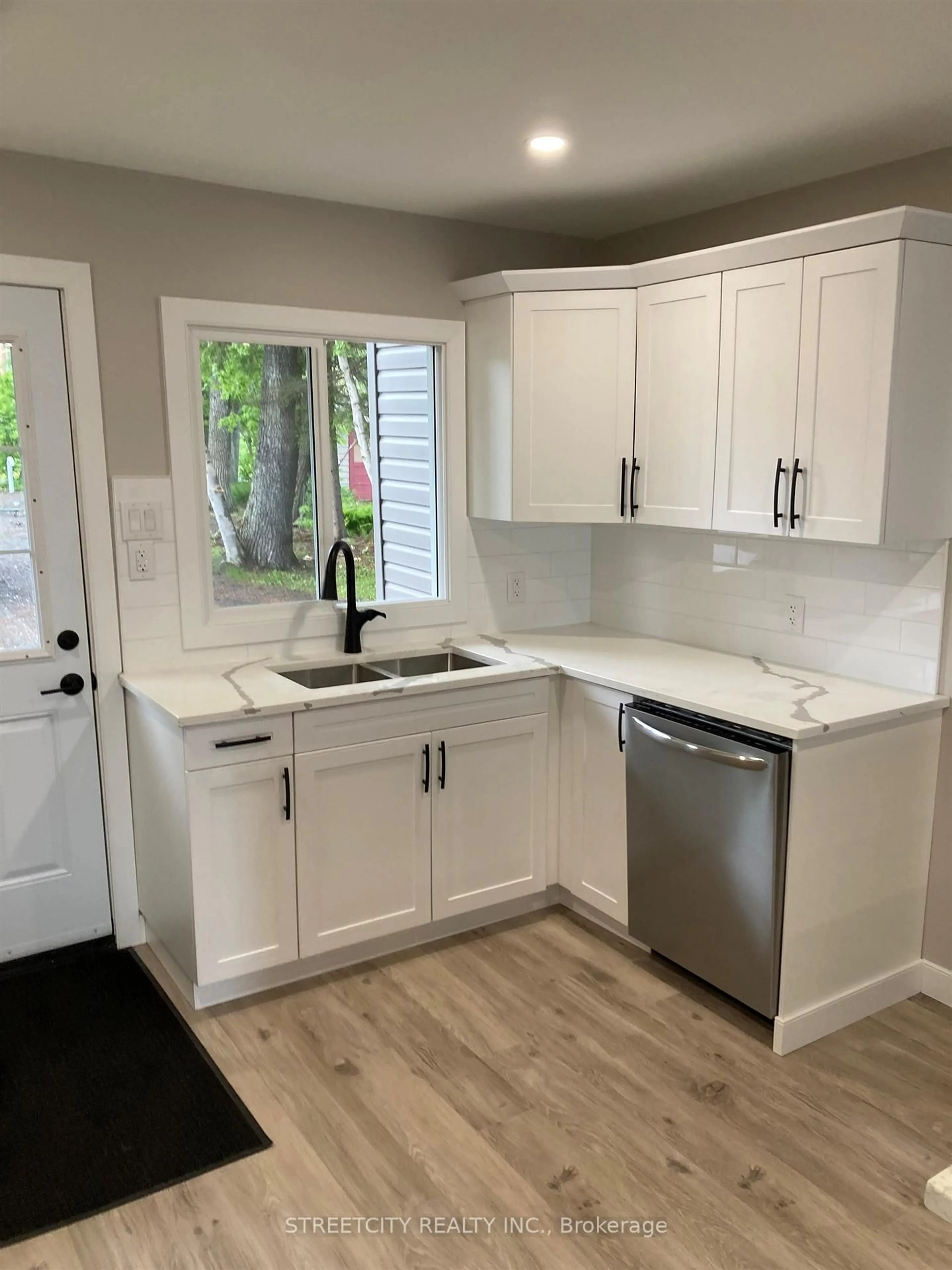 Open concept kitchen, unknown for 456 East Floral Beach Rd, Shuniah Ontario P7A 0H1