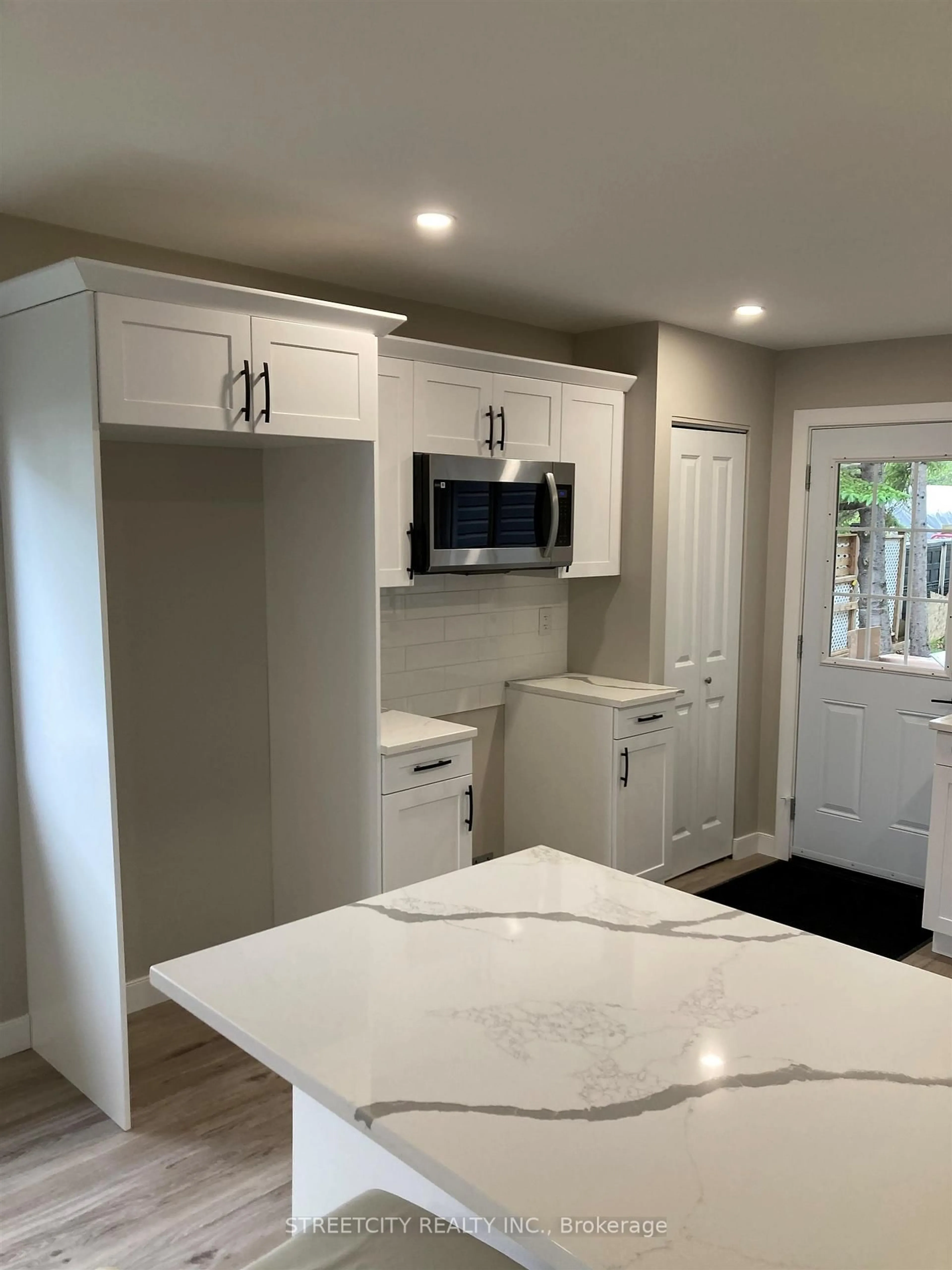 Open concept kitchen, unknown for 456 East Floral Beach Rd, Shuniah Ontario P7A 0H1
