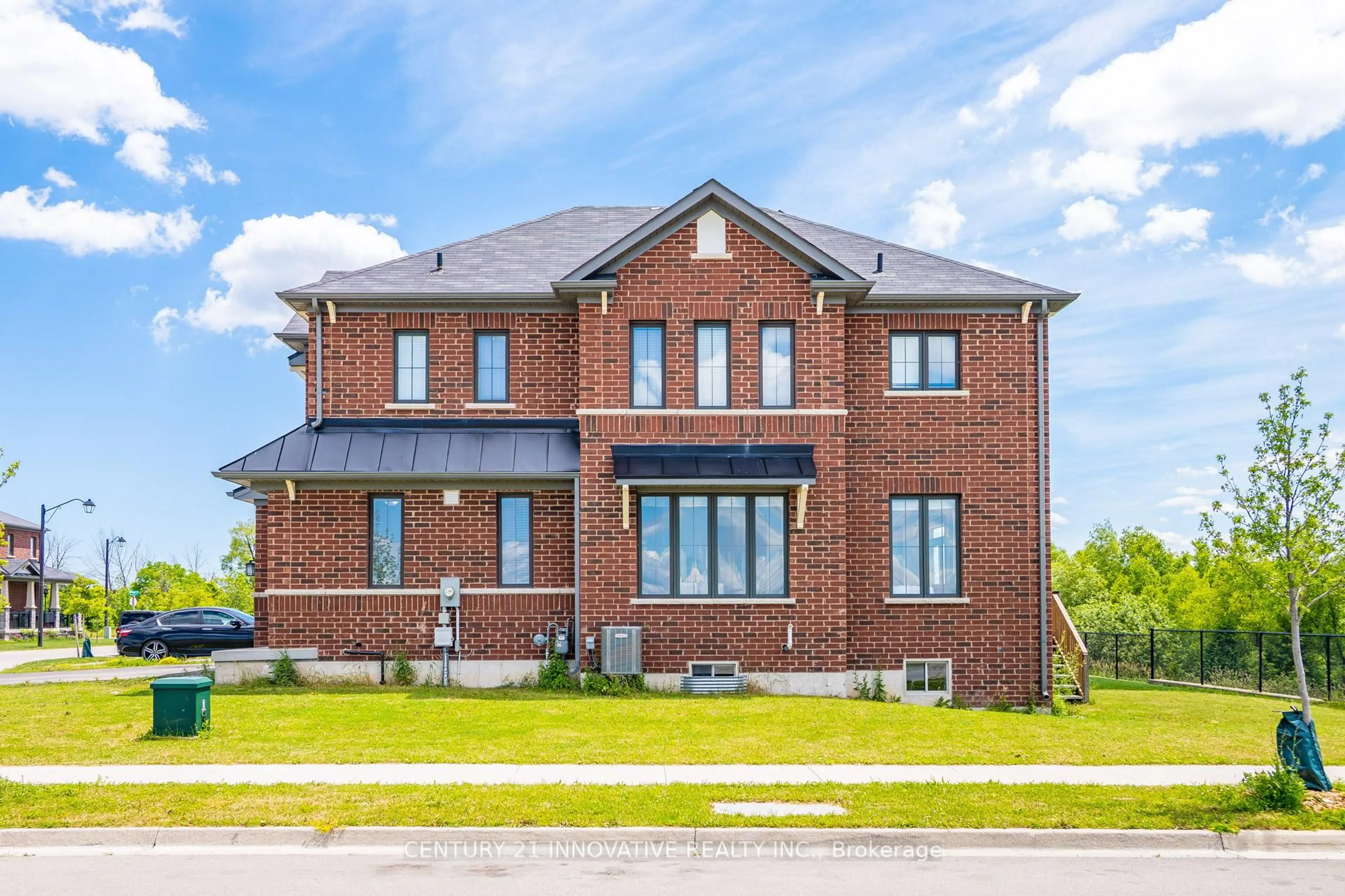 Home with brick exterior material, building for 4 Midhurst Hts, Hamilton Ontario L8J 0K9