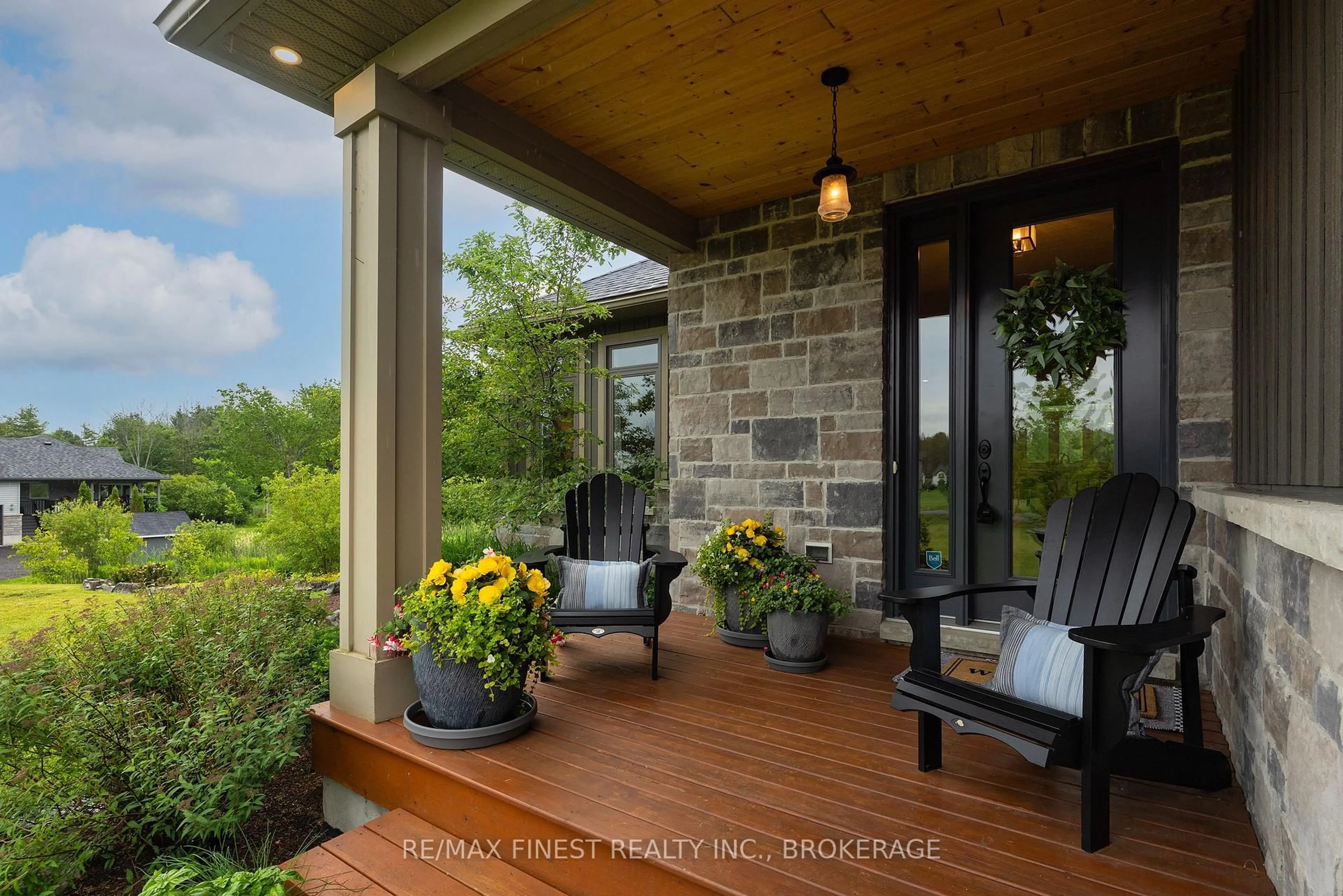 Patio, unknown for 1046 Kam Ave, Inverary Ontario K0H 1X0