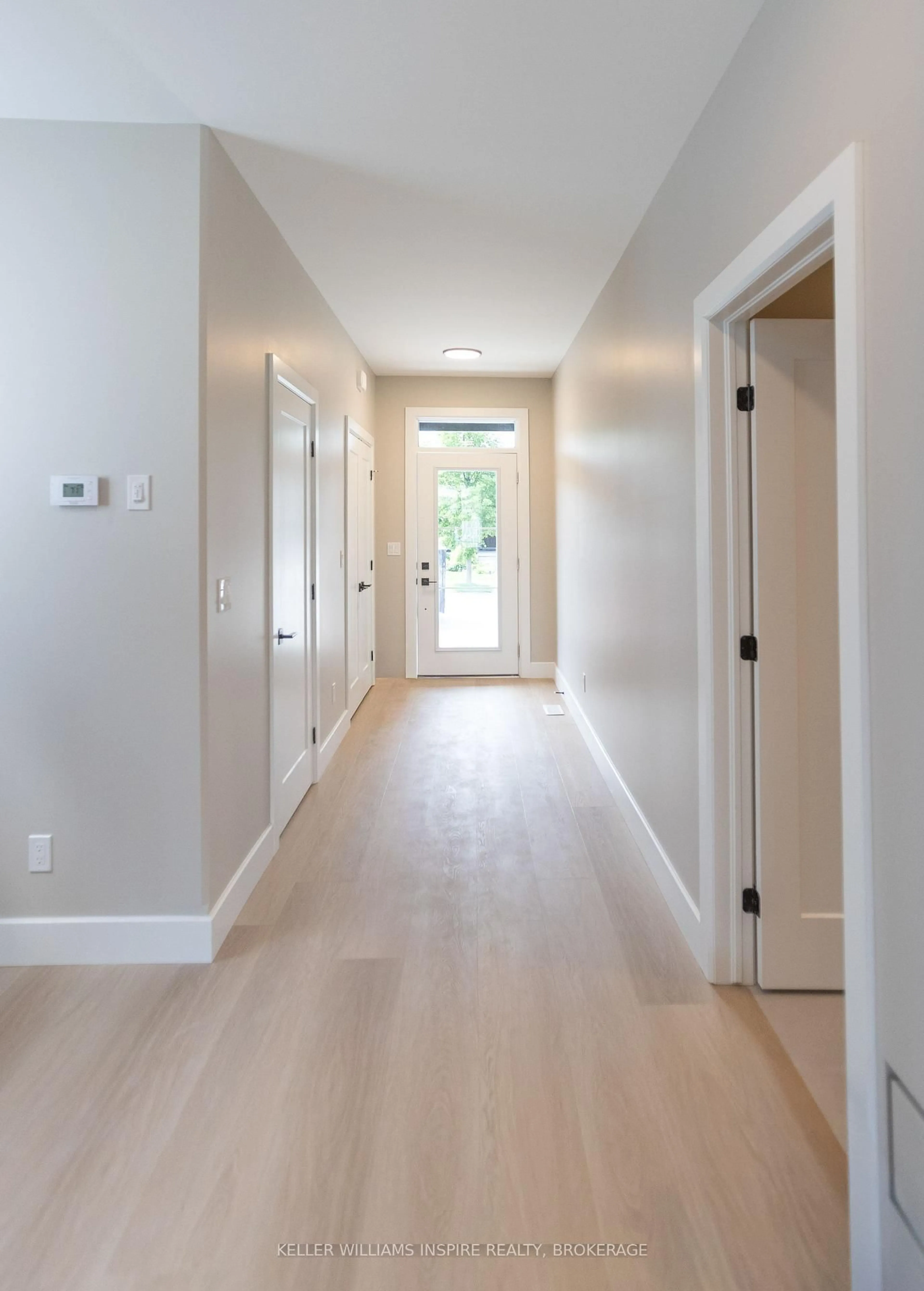 Indoor entryway for 128 McDonough Cres, Loyalist Ontario K7N 0A4