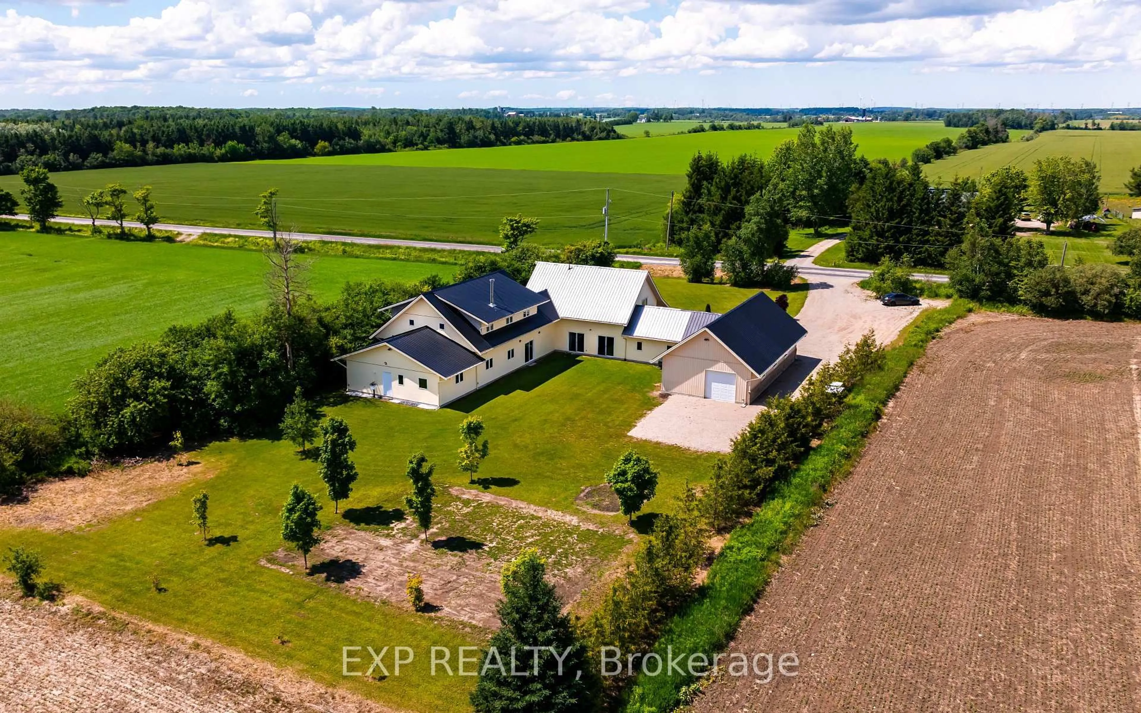 A pic from outside/outdoor area/front of a property/back of a property/a pic from drone, building for 322066 Concession Road 6-7, East Luther Grand Valley Ontario L9W 0X1