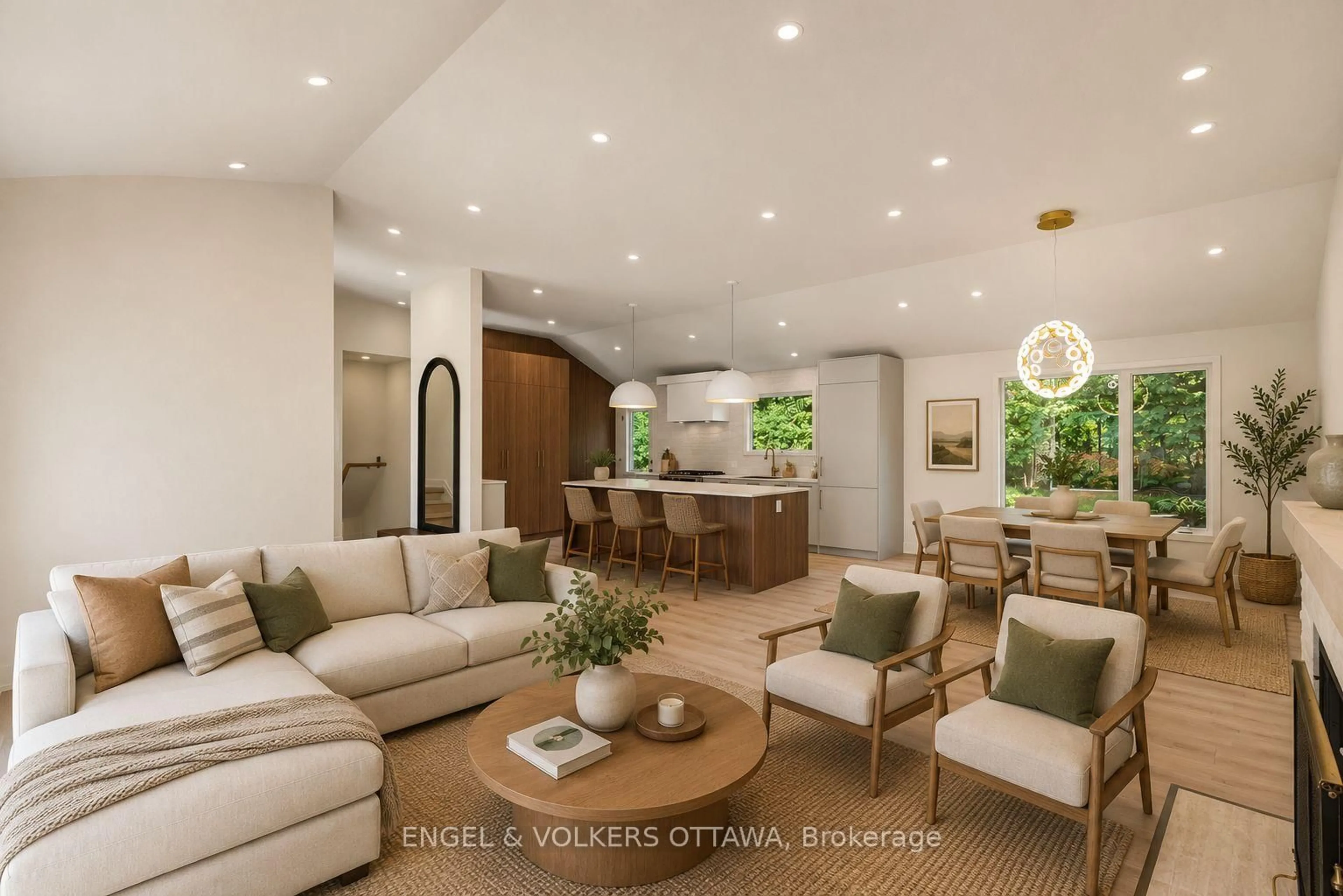Living room with furniture, unknown for 1 Amberly Pl, Ottawa Ontario K1J 7J9
