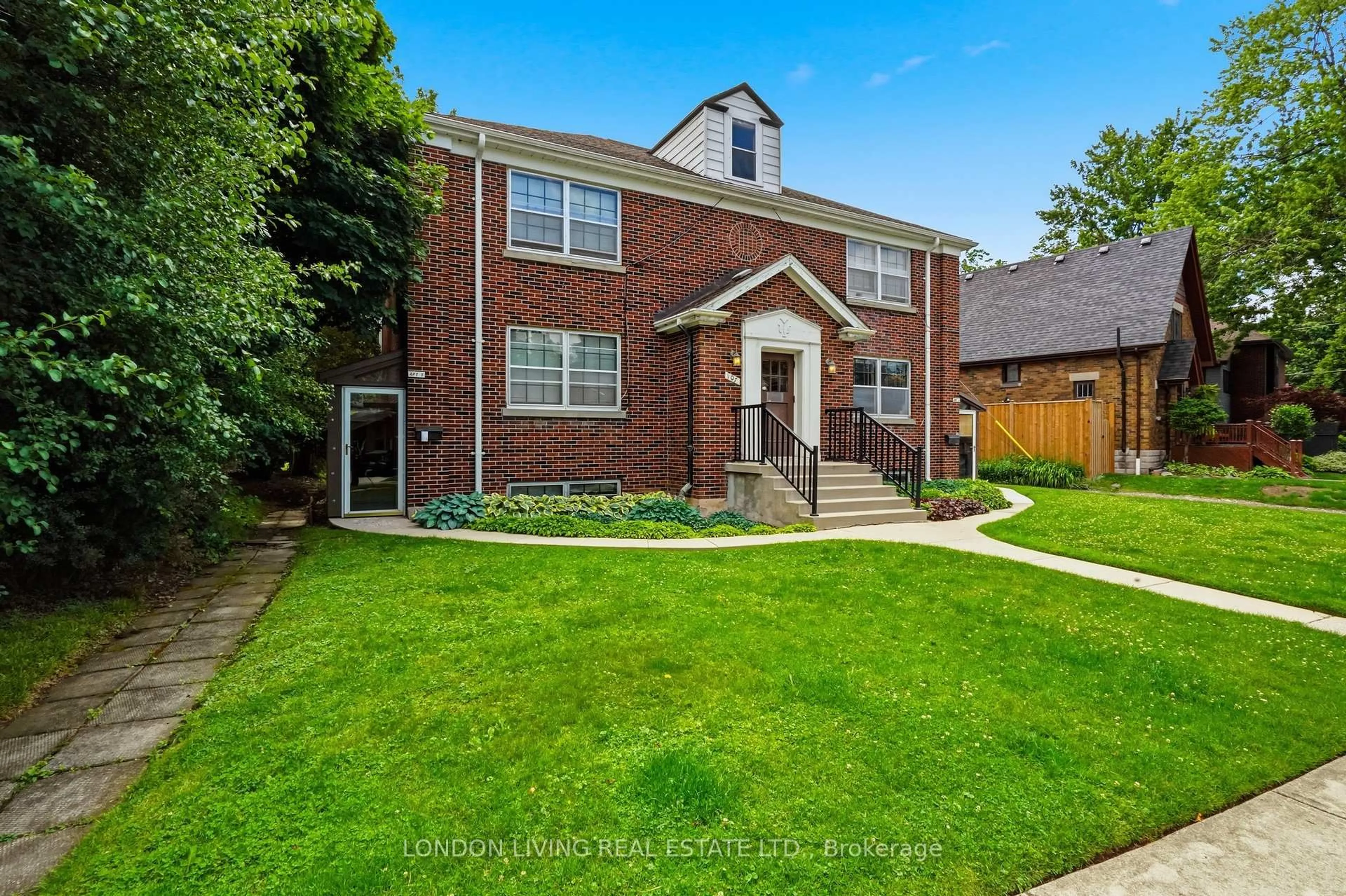 Home with brick exterior material, street for 107 Windsor Cres, London South Ontario N6C 1V9