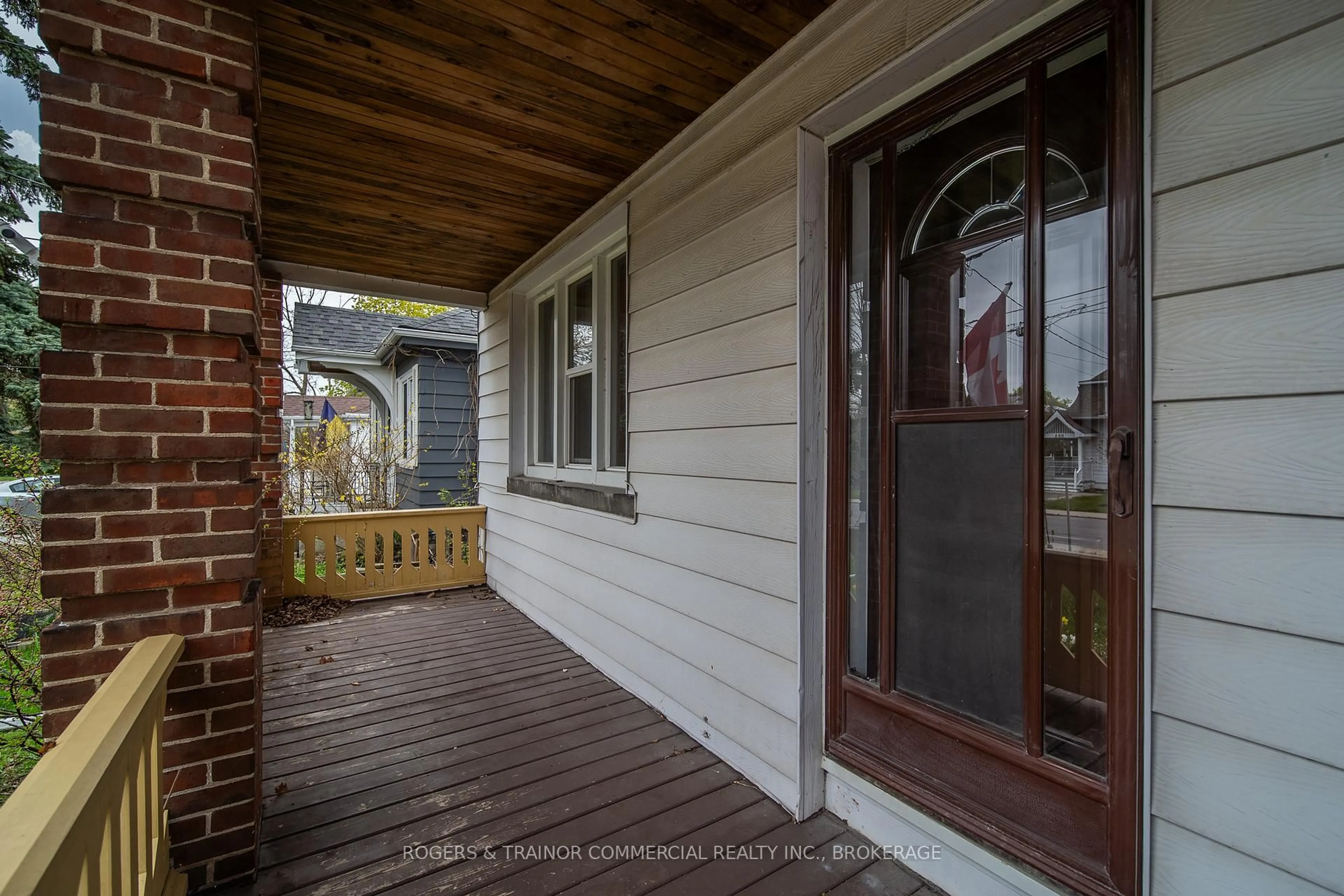 Unknown for 68 Scott St, Kingston Ontario K7L 1L7