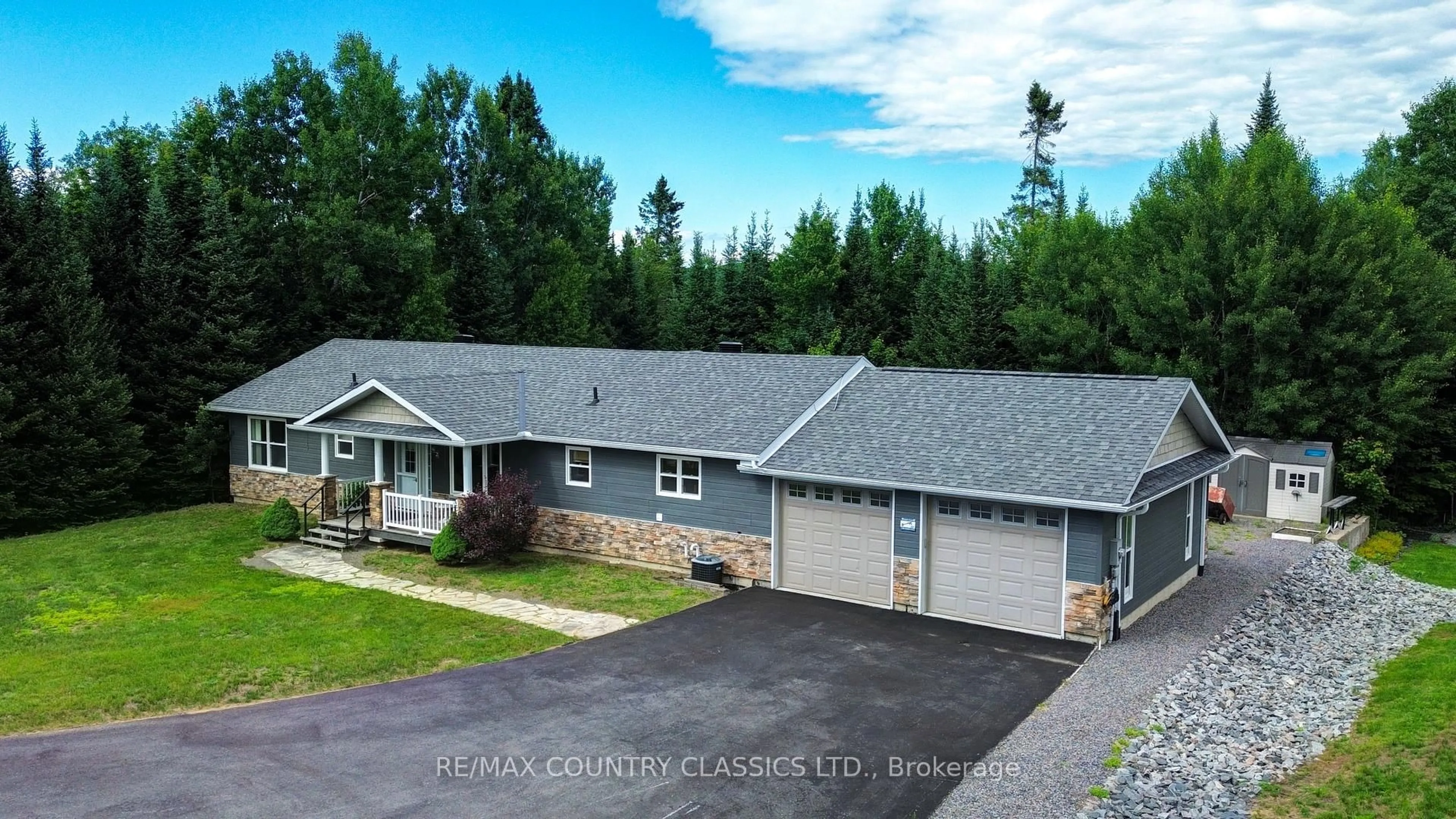 A pic from outside/outdoor area/front of a property/back of a property/a pic from drone, unknown for 42 Nicklaus Dr, Bancroft Ontario K0L 1C0