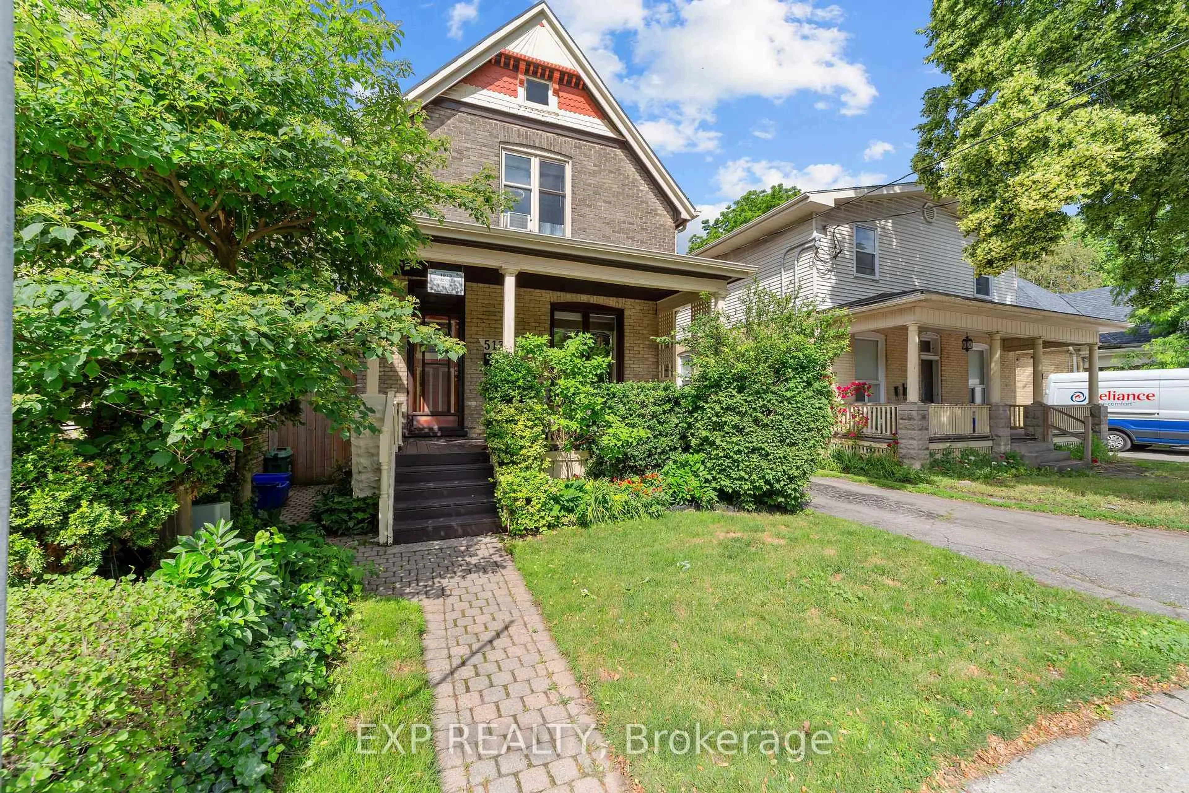 Home with brick exterior material, street for 513 Quebec St, London East Ontario N5W 3Y8