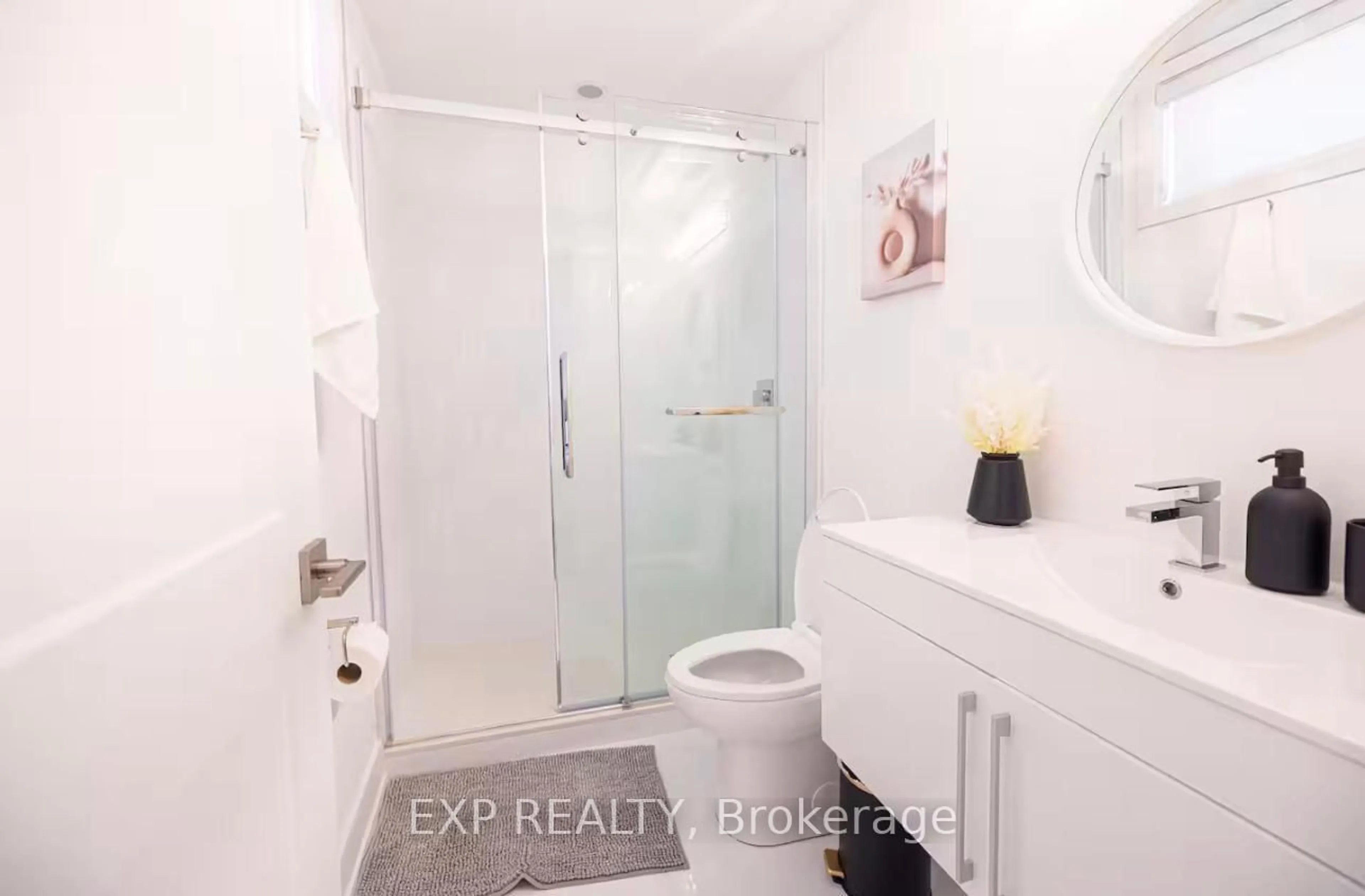 Standard bathroom, ceramic/tile floor for 6065 MCLEOD Rd #206, Niagara Falls Ontario L2G 0Z7