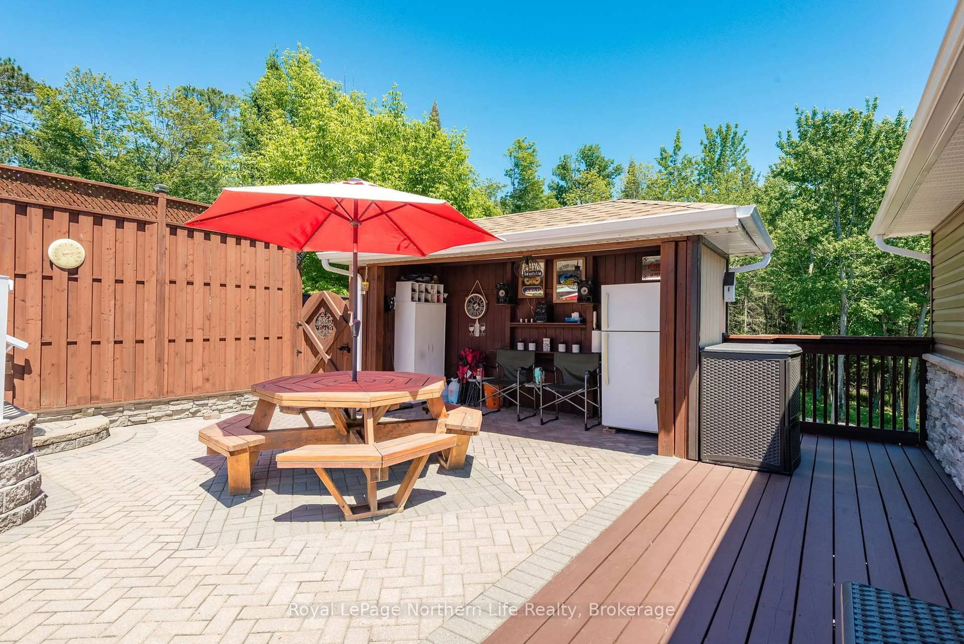 Patio, street for 268 KING St, Callander Ontario P0H 1H0