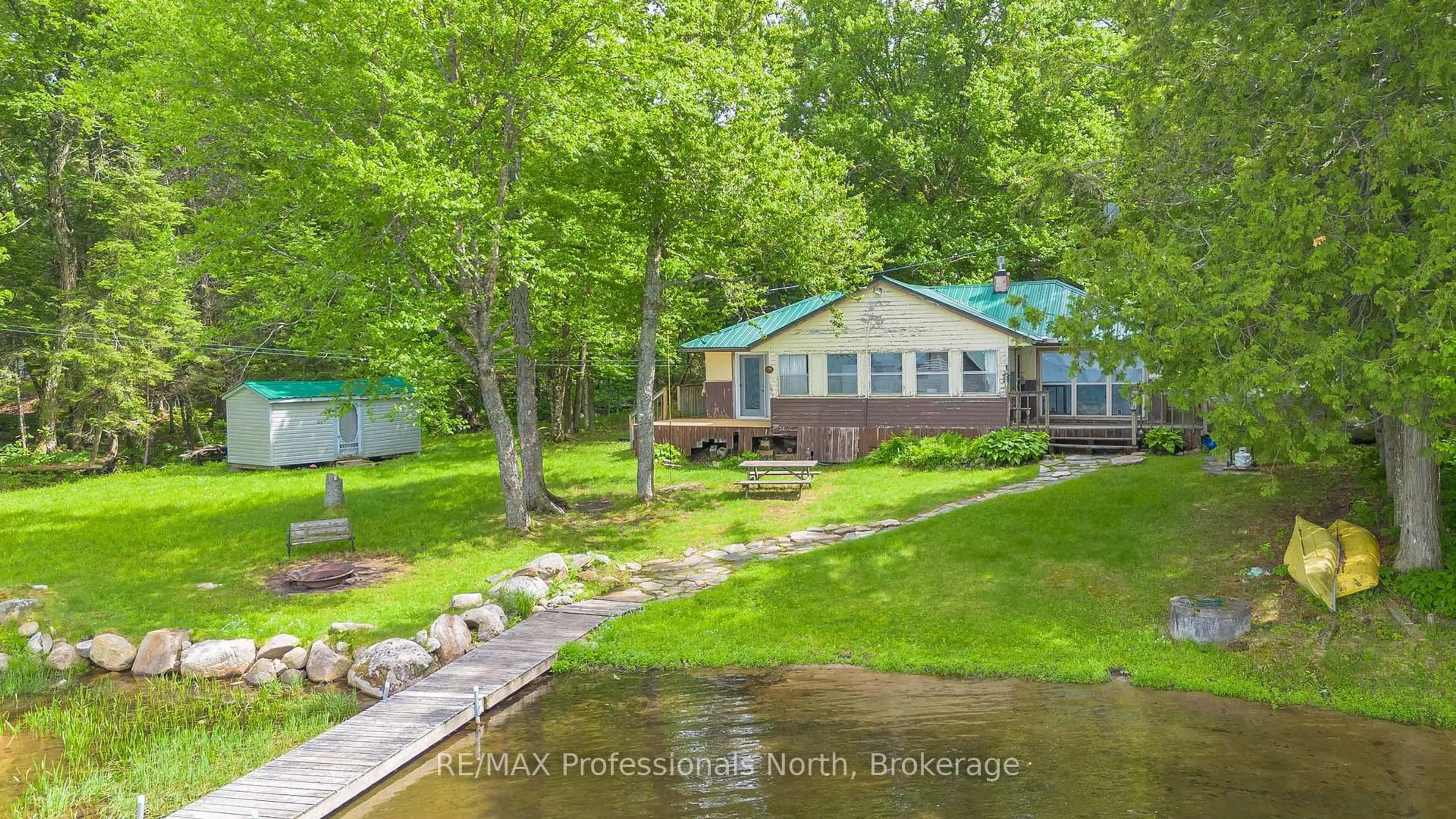 A pic from outside/outdoor area/front of a property/back of a property/a pic from drone, water/lake/river/ocean view for 339 Sunnylea Ave, Armour Ontario P0A 1L0
