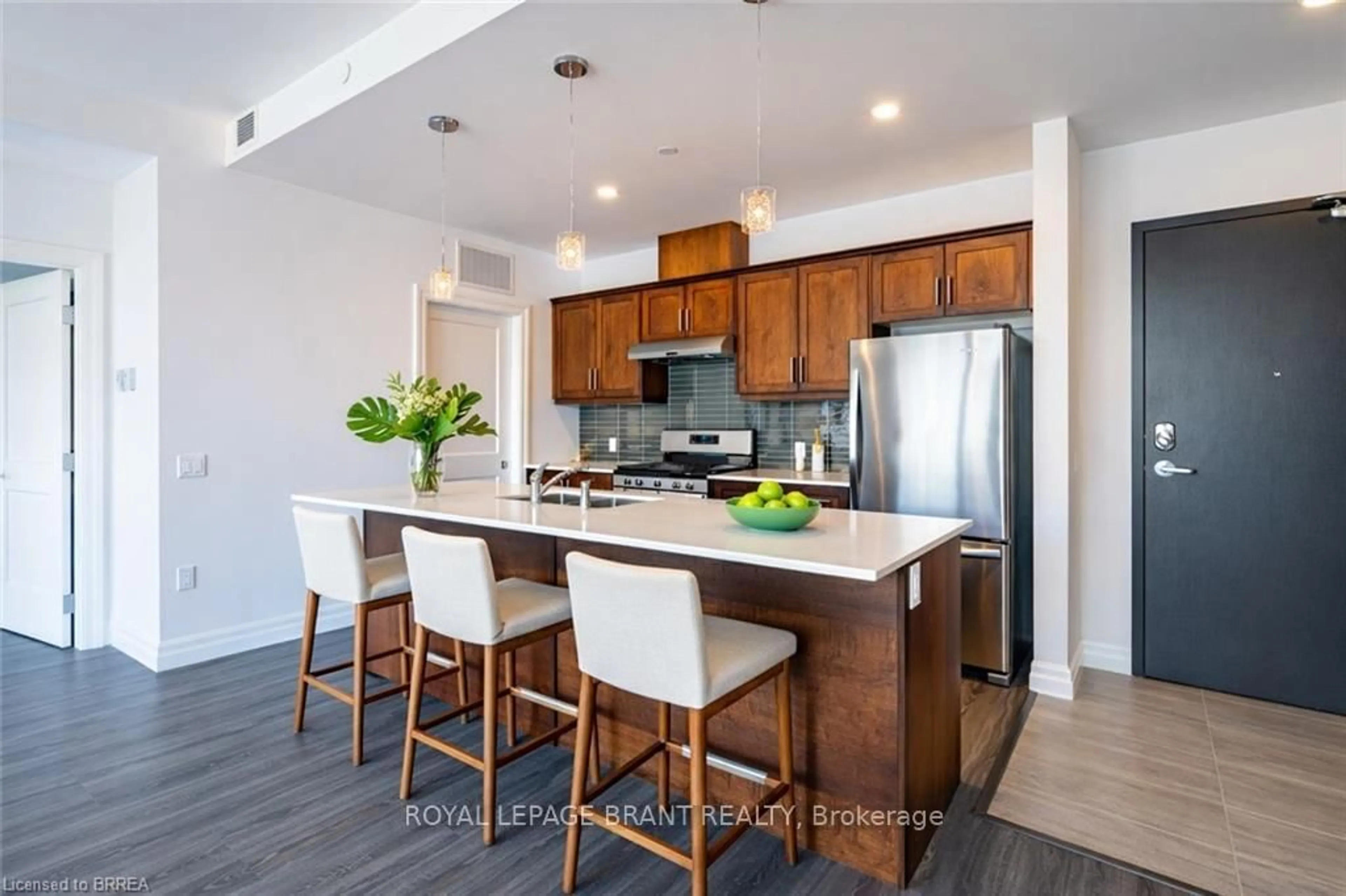 Open concept kitchen, unknown for 38 Harbour St #306, Norfolk Ontario N0A 1N0