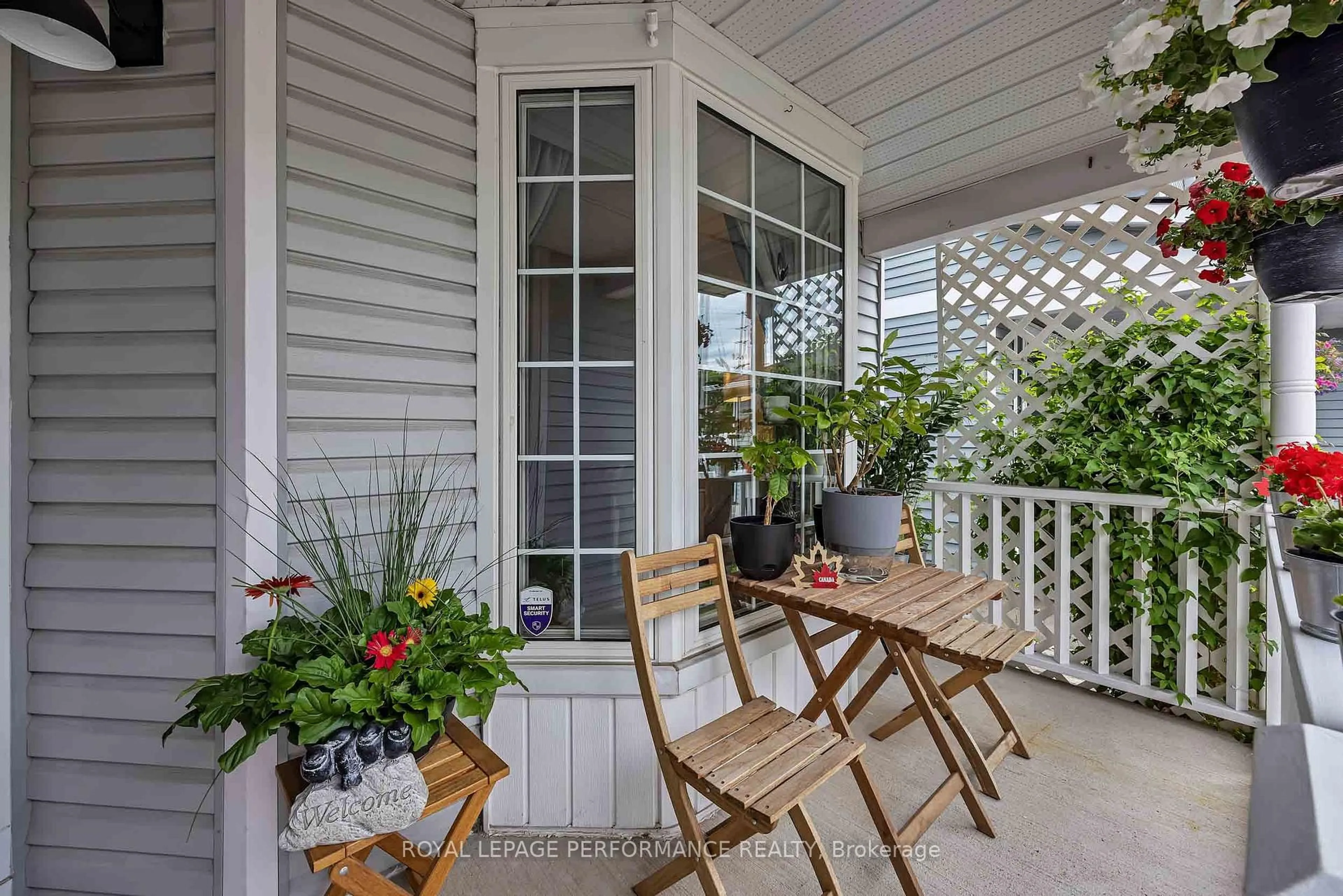 Patio, street for 1705 Belcourt Blvd, Orleans Ontario K1C 1M3