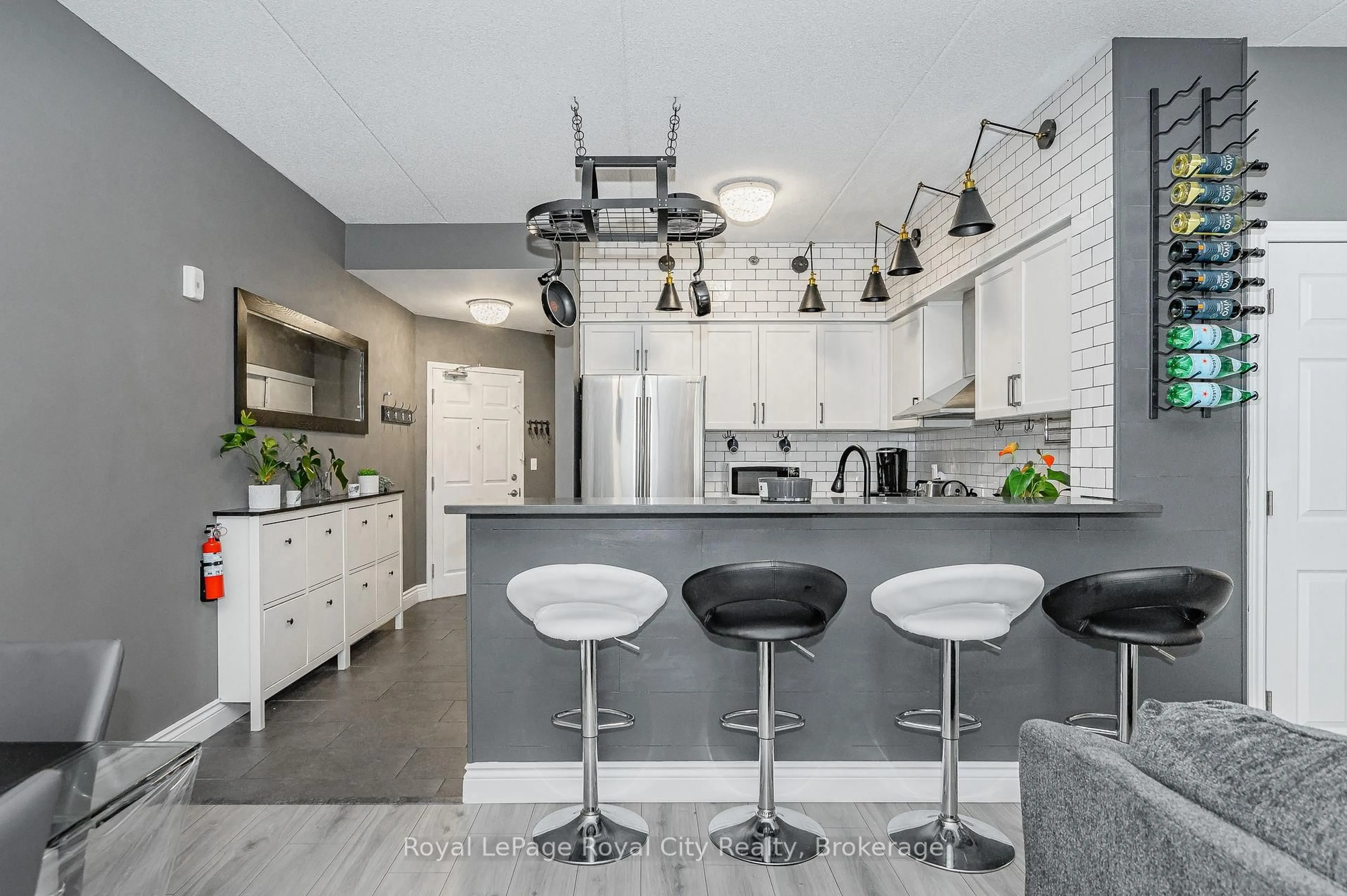 Contemporary kitchen, ceramic/tile floor for 308 Watson Pkwy #102, Guelph Ontario N1E 0G7