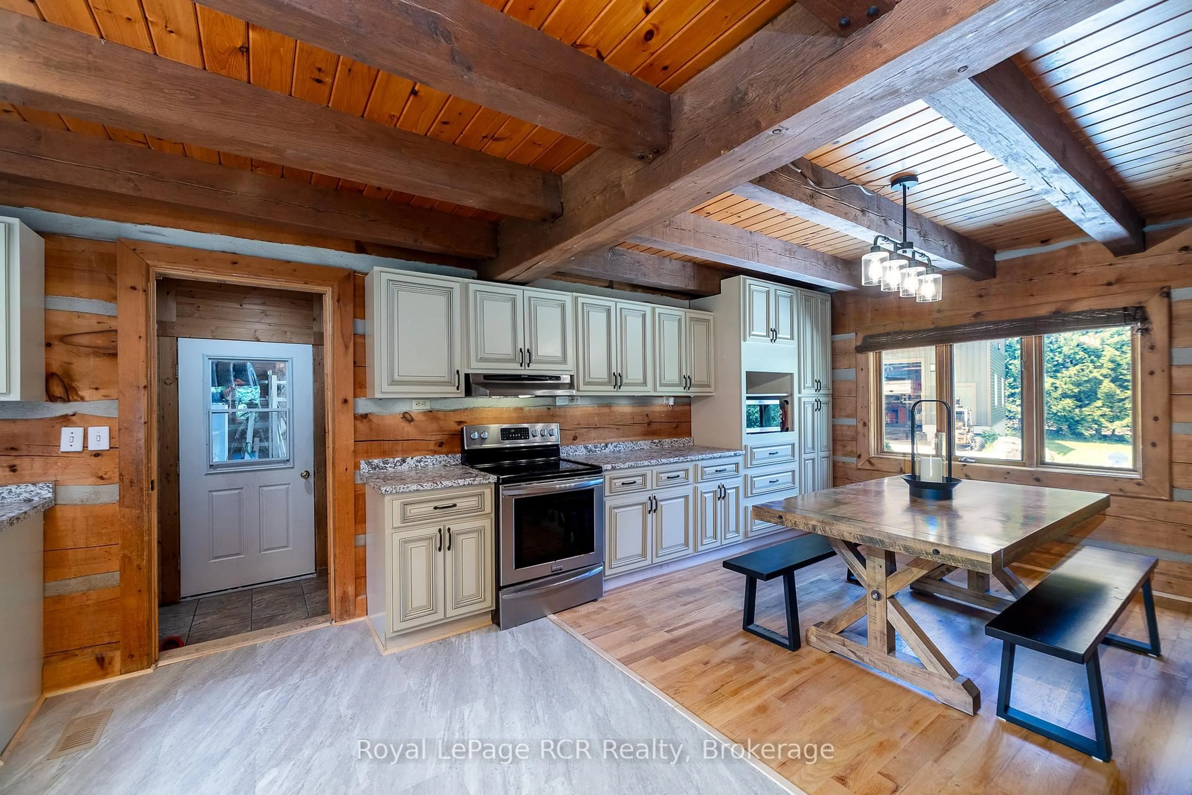 Open concept kitchen, unknown for 113 Crawford Rd, Chatsworth Ontario N0H 1C0